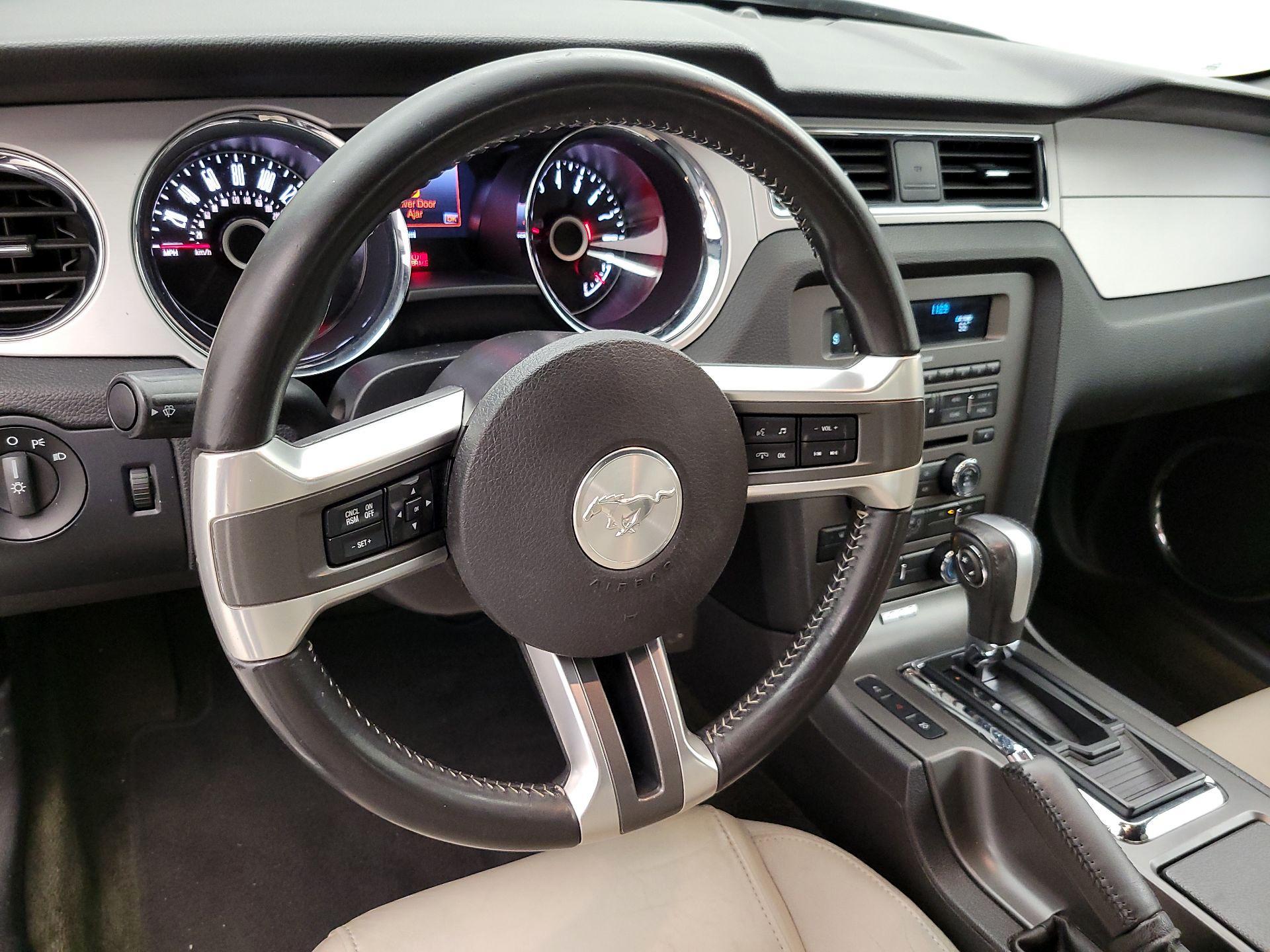 Thumbnail: 2014 Ford Mustang - 10