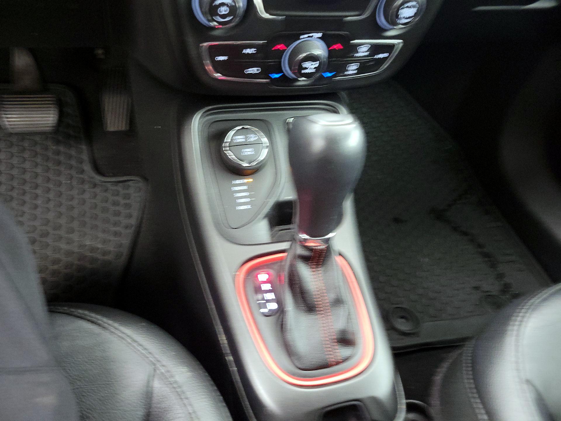 Thumbnail: 2018 Jeep Compass - 18