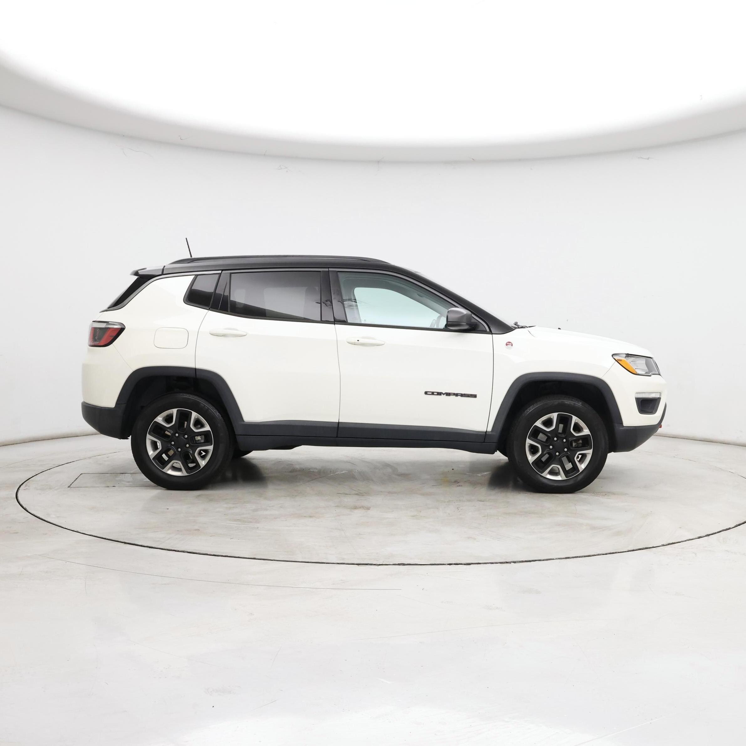 Thumbnail: 2018 Jeep Compass - 7