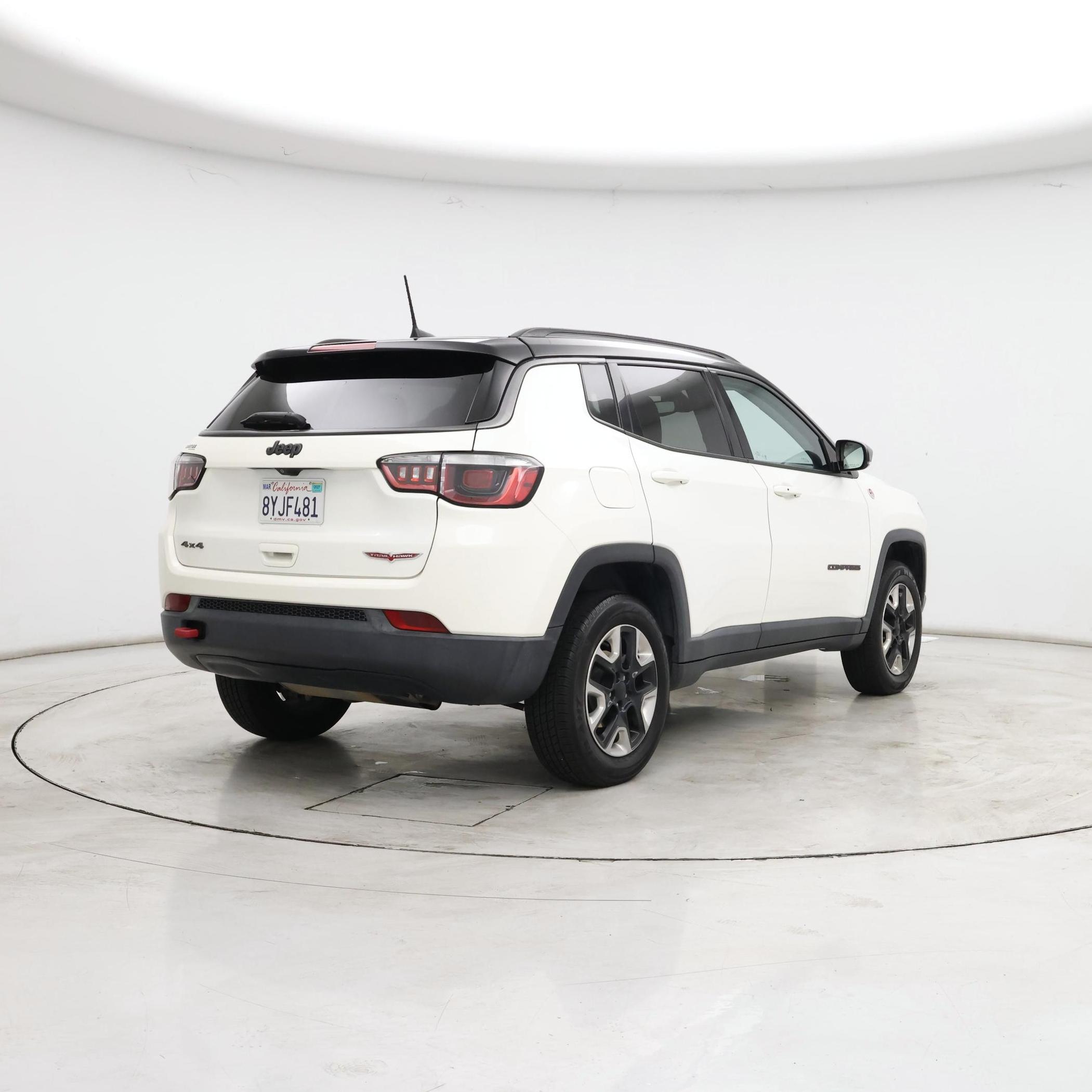 Thumbnail: 2018 Jeep Compass - 8
