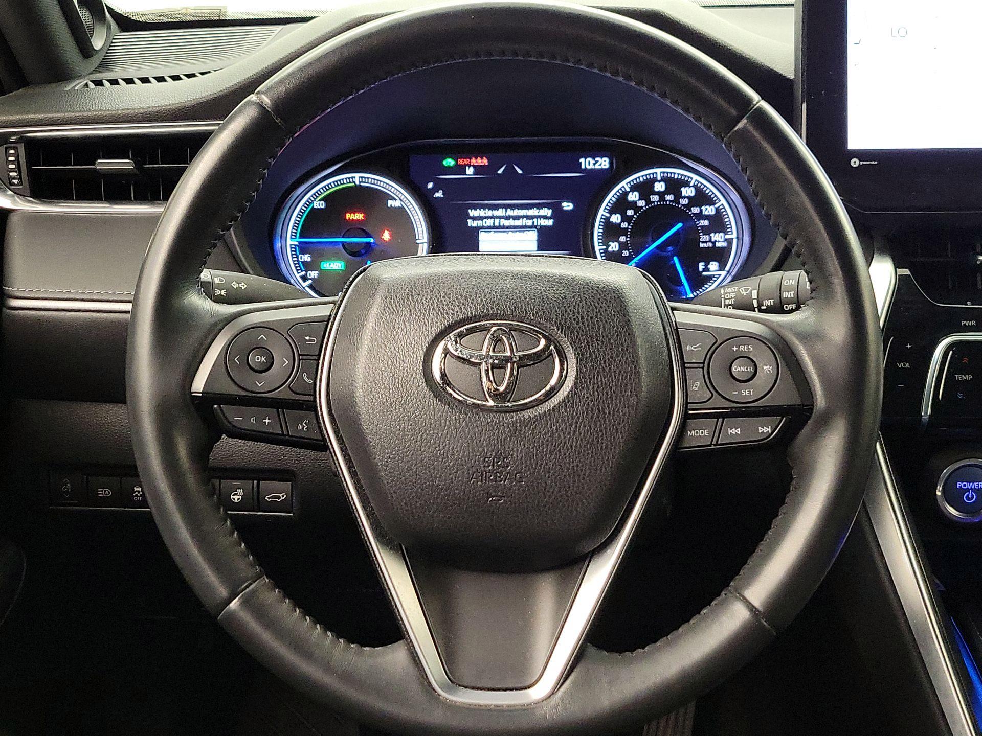 Thumbnail: 2021 Toyota Venza - 10