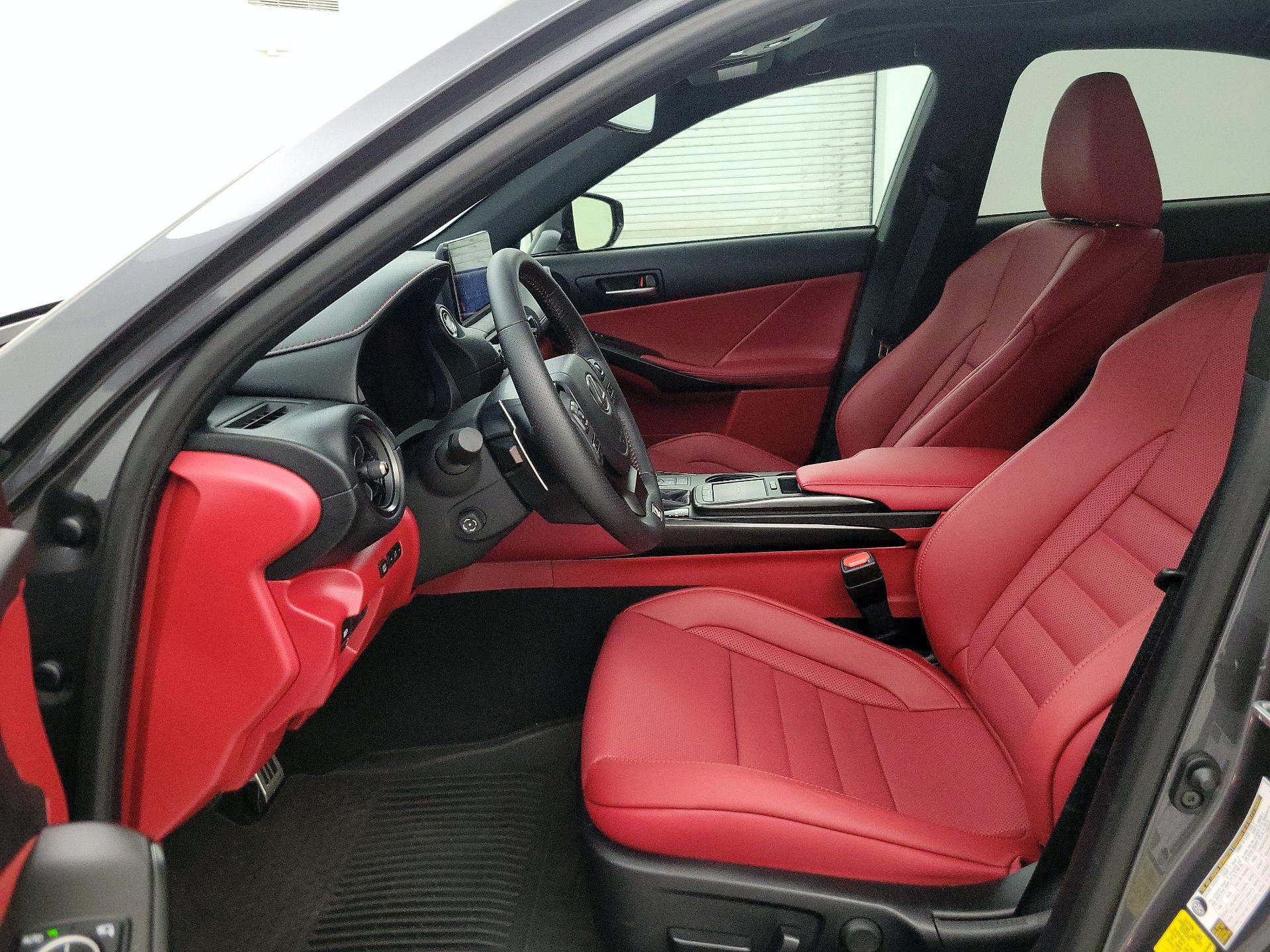 Thumbnail: 2025 Lexus IS - 11