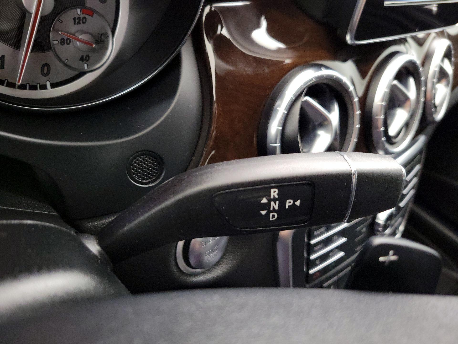 Thumbnail: 2015 Mercedes-Benz CLA - 18