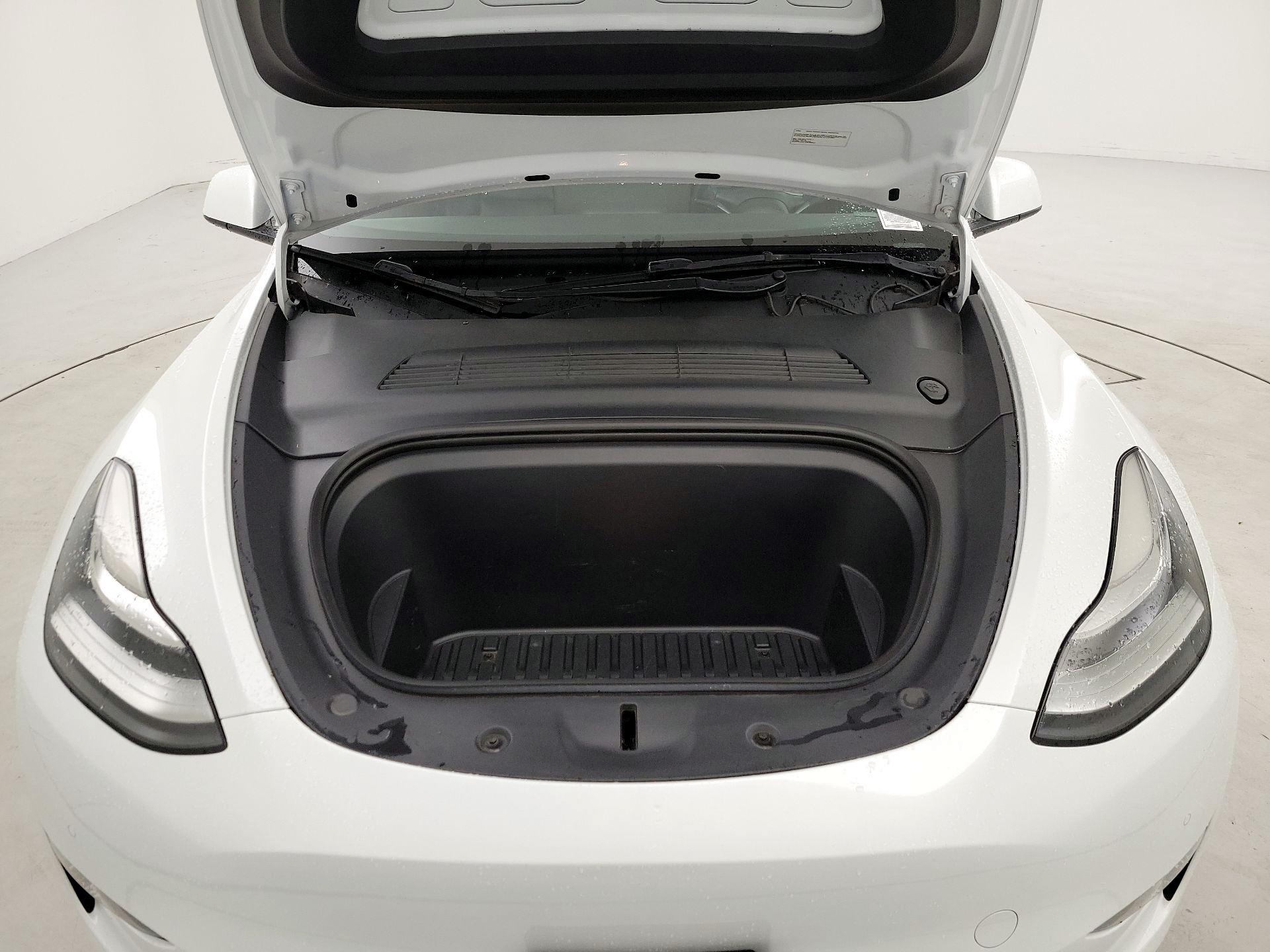 Thumbnail: 2022 Tesla Model Y - 20