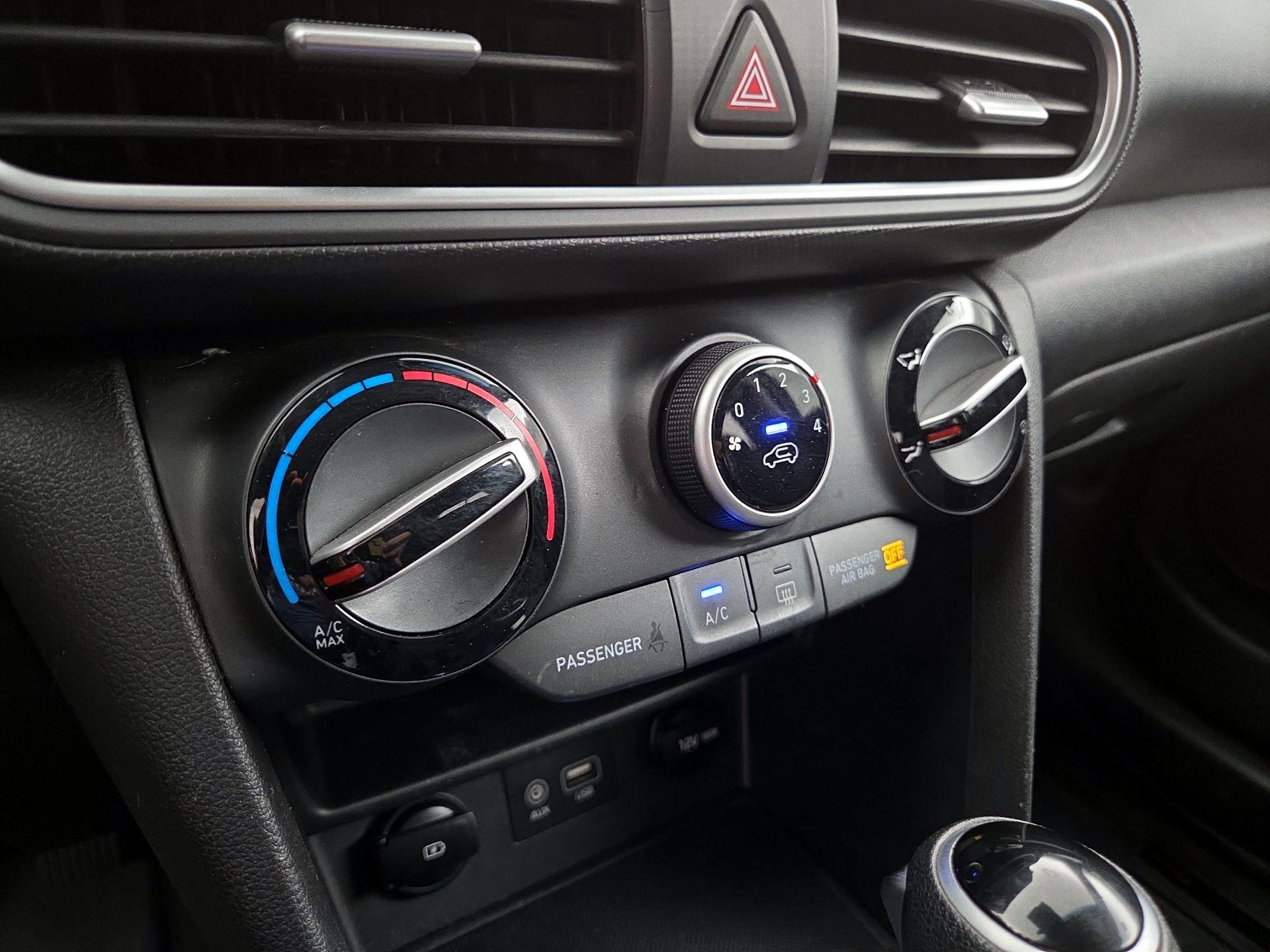 Thumbnail: 2019 Hyundai Kona - 16