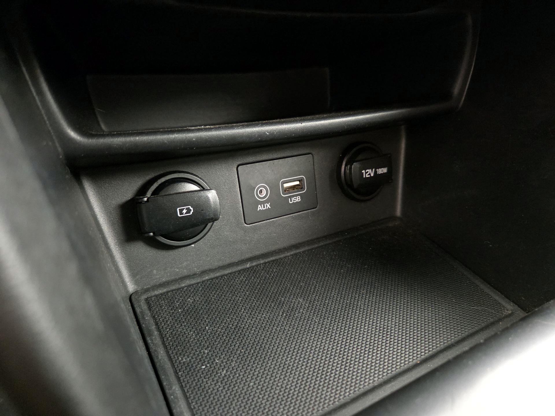 Thumbnail: 2019 Hyundai Kona - 18