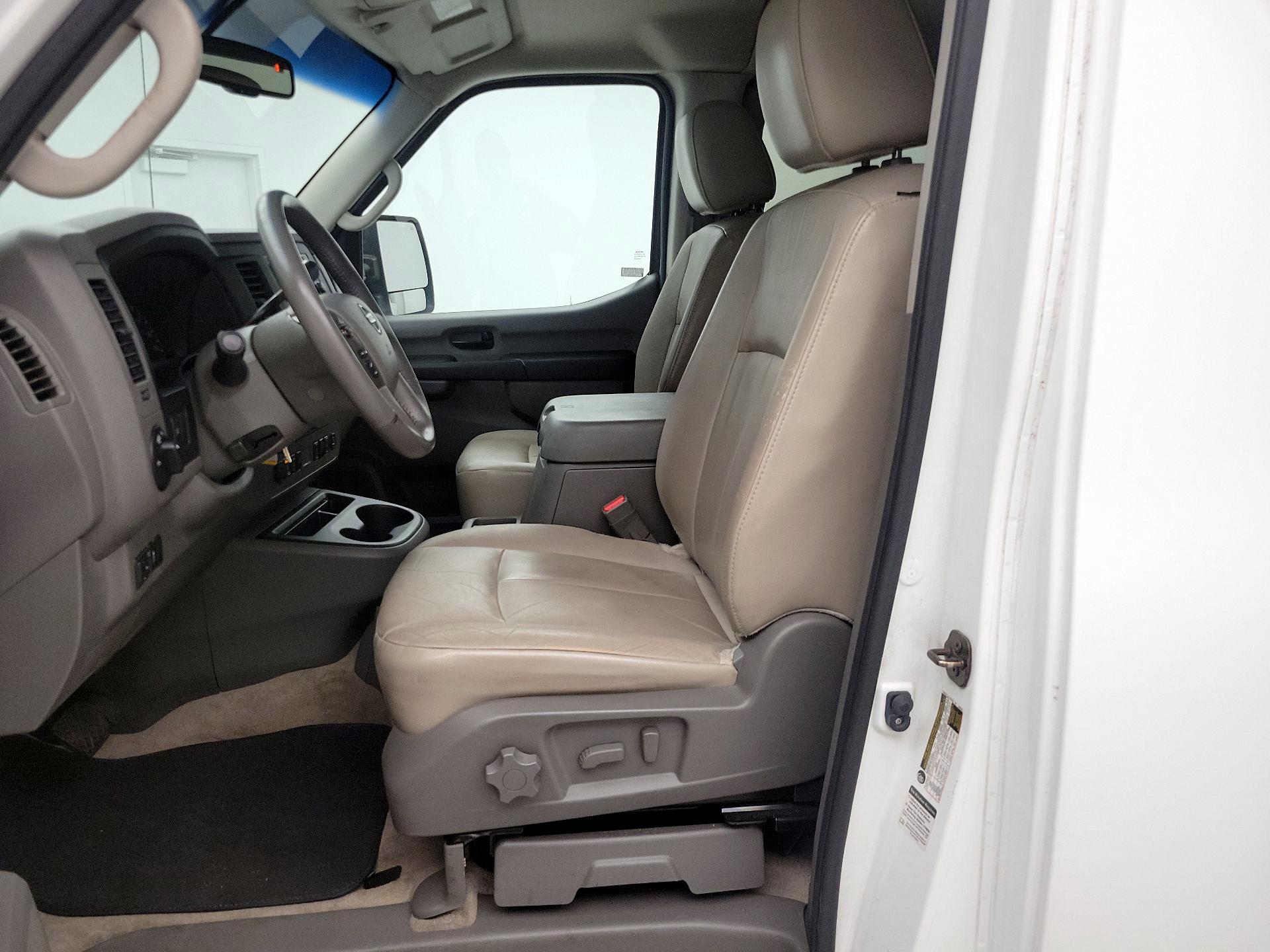 Thumbnail: 2014 Nissan NV - 11