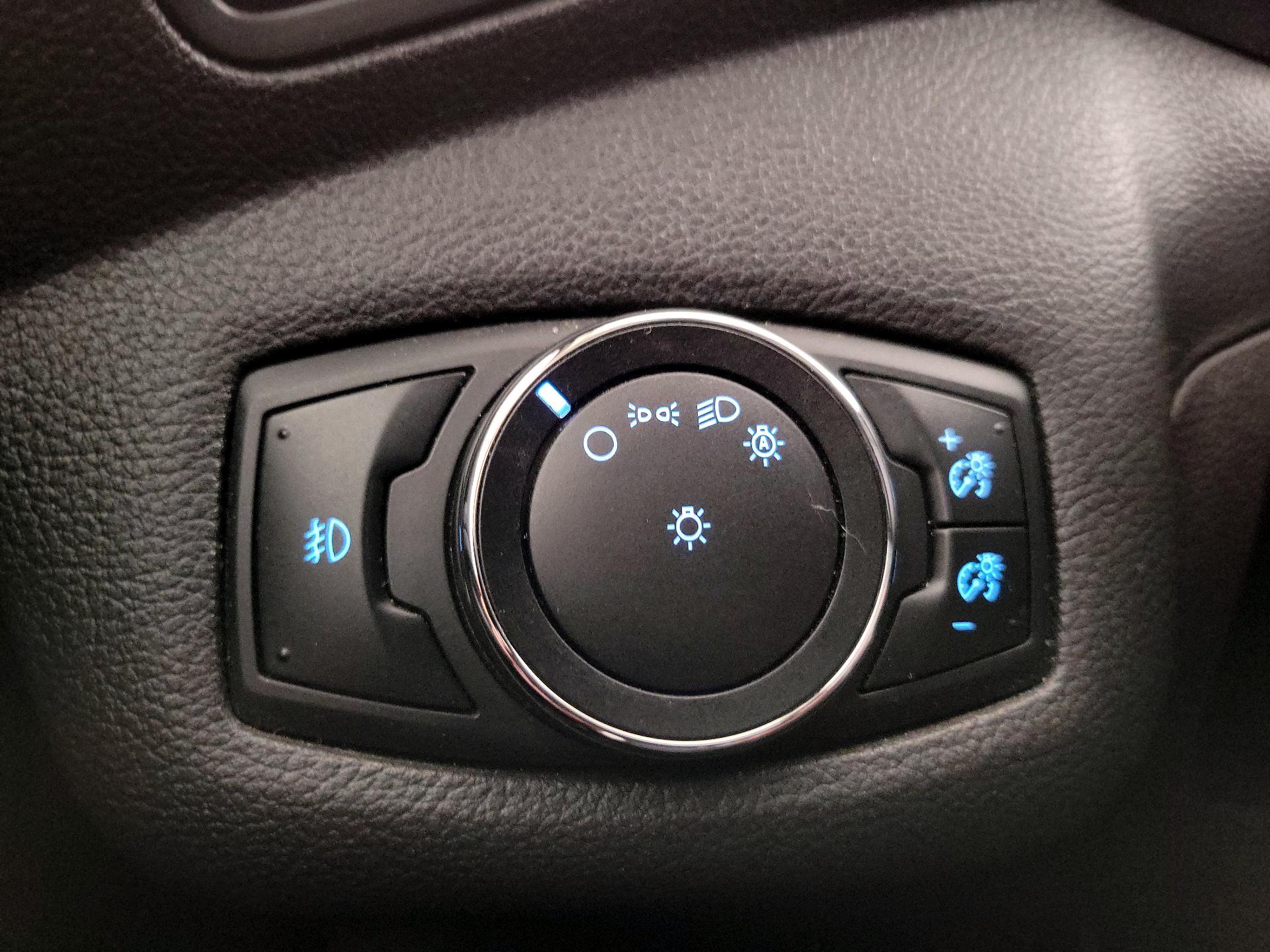 Thumbnail: 2014 Ford Escape - 13