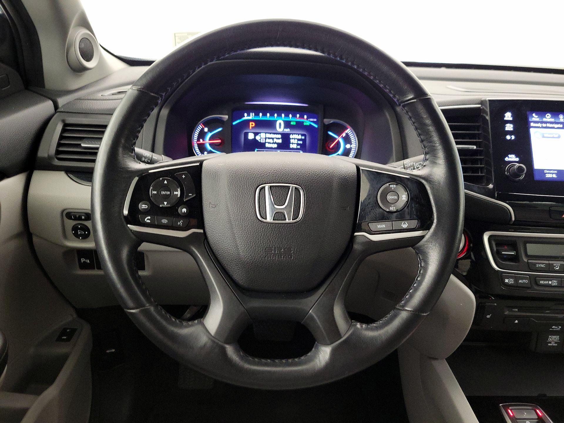 Thumbnail: 2019 Honda Pilot - 10