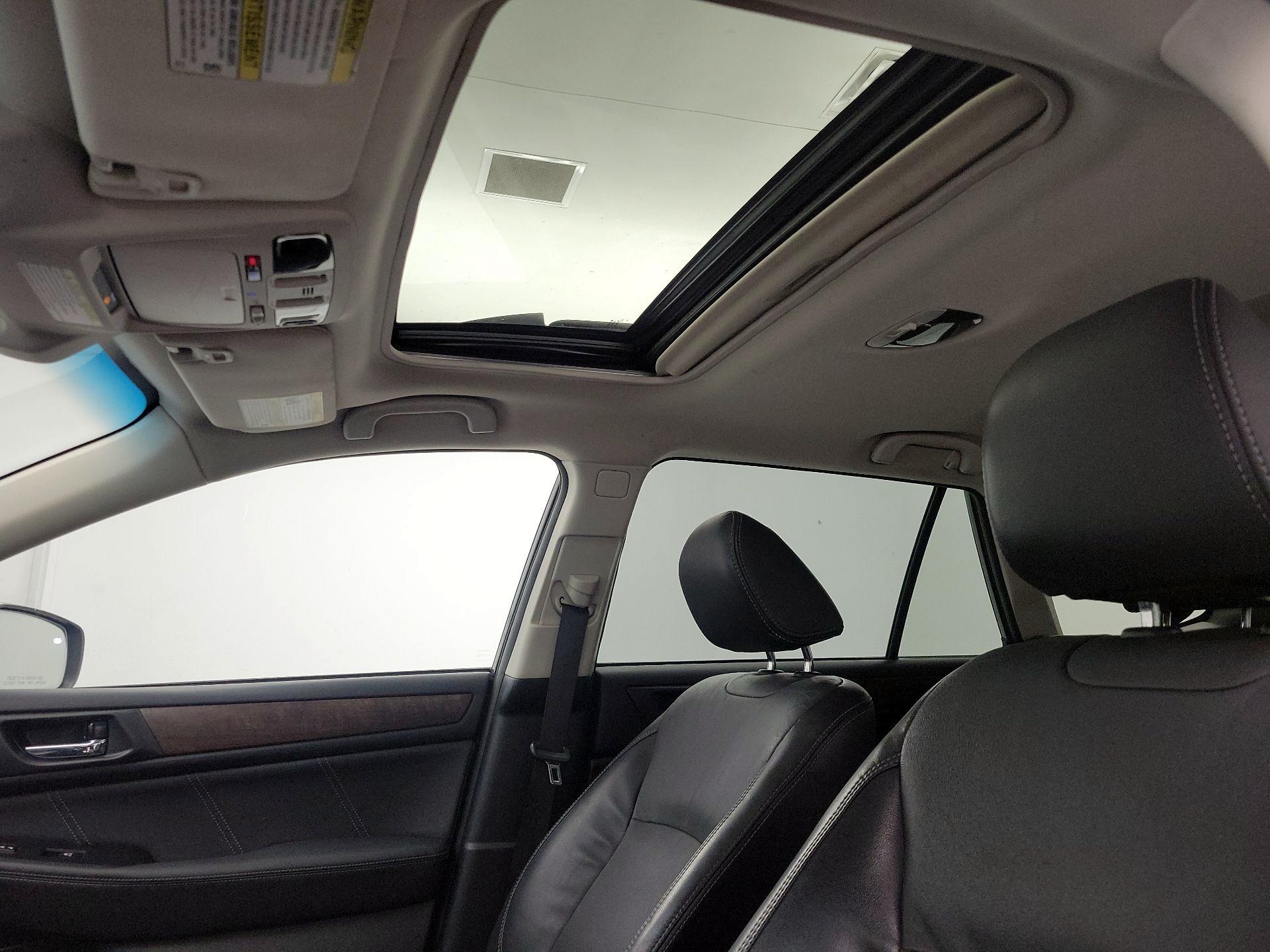 Thumbnail: 2018 Subaru Outback - 20