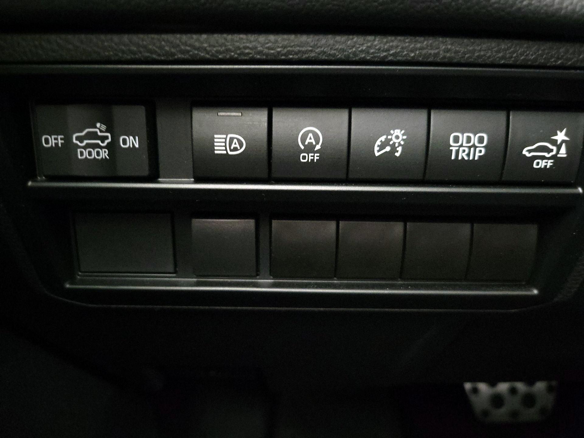 Thumbnail: 2023 Toyota Tundra - 13