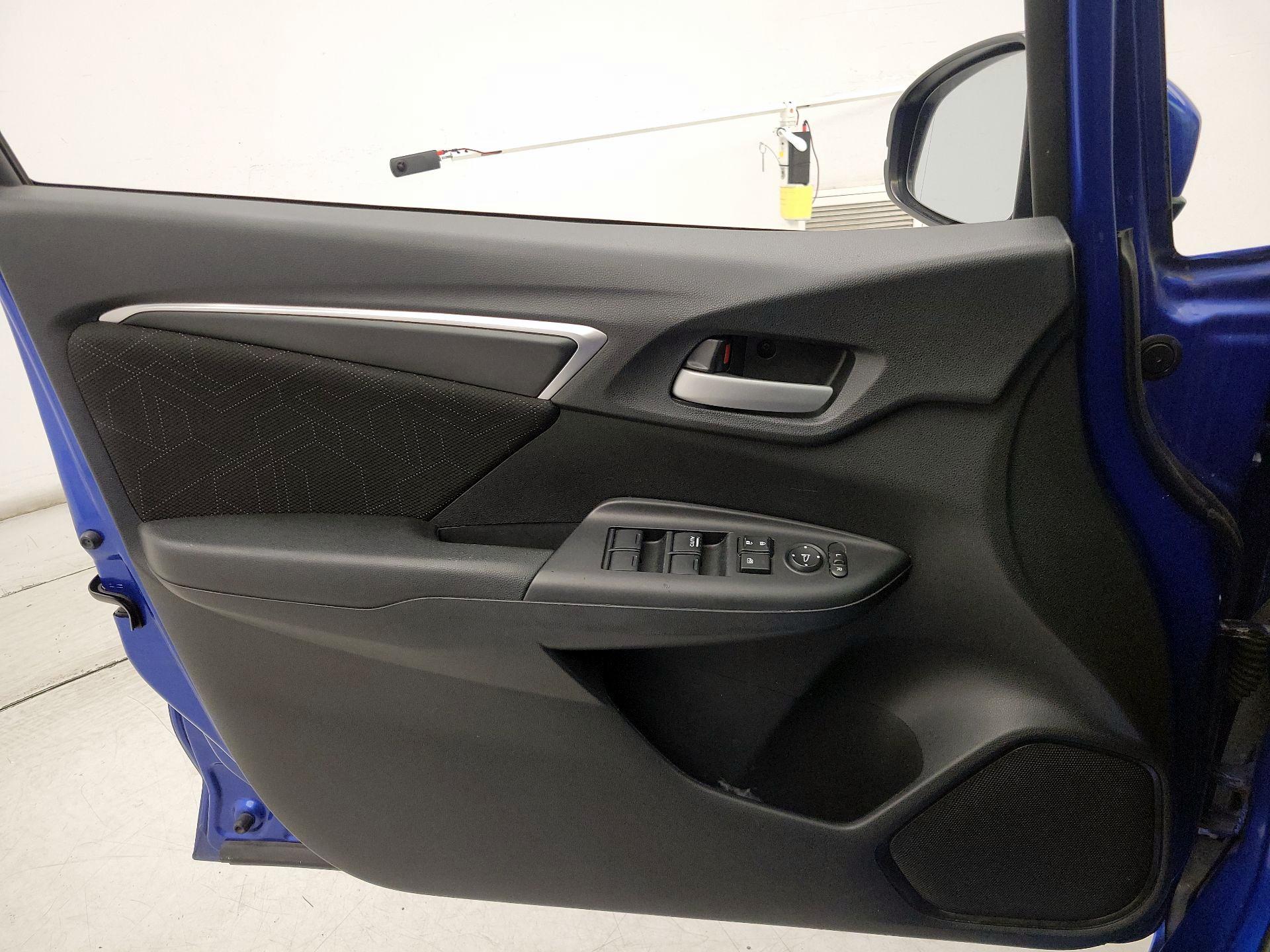 Thumbnail: 2015 Honda Fit - 12