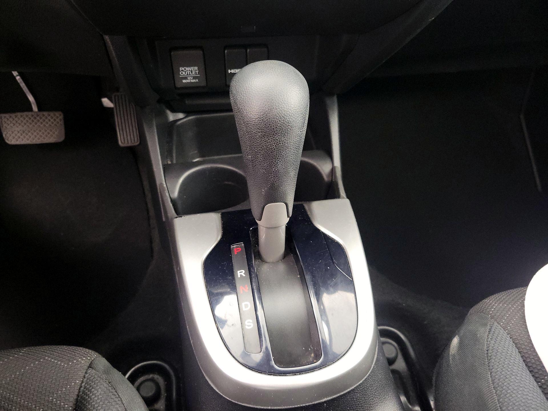 Thumbnail: 2015 Honda Fit - 17