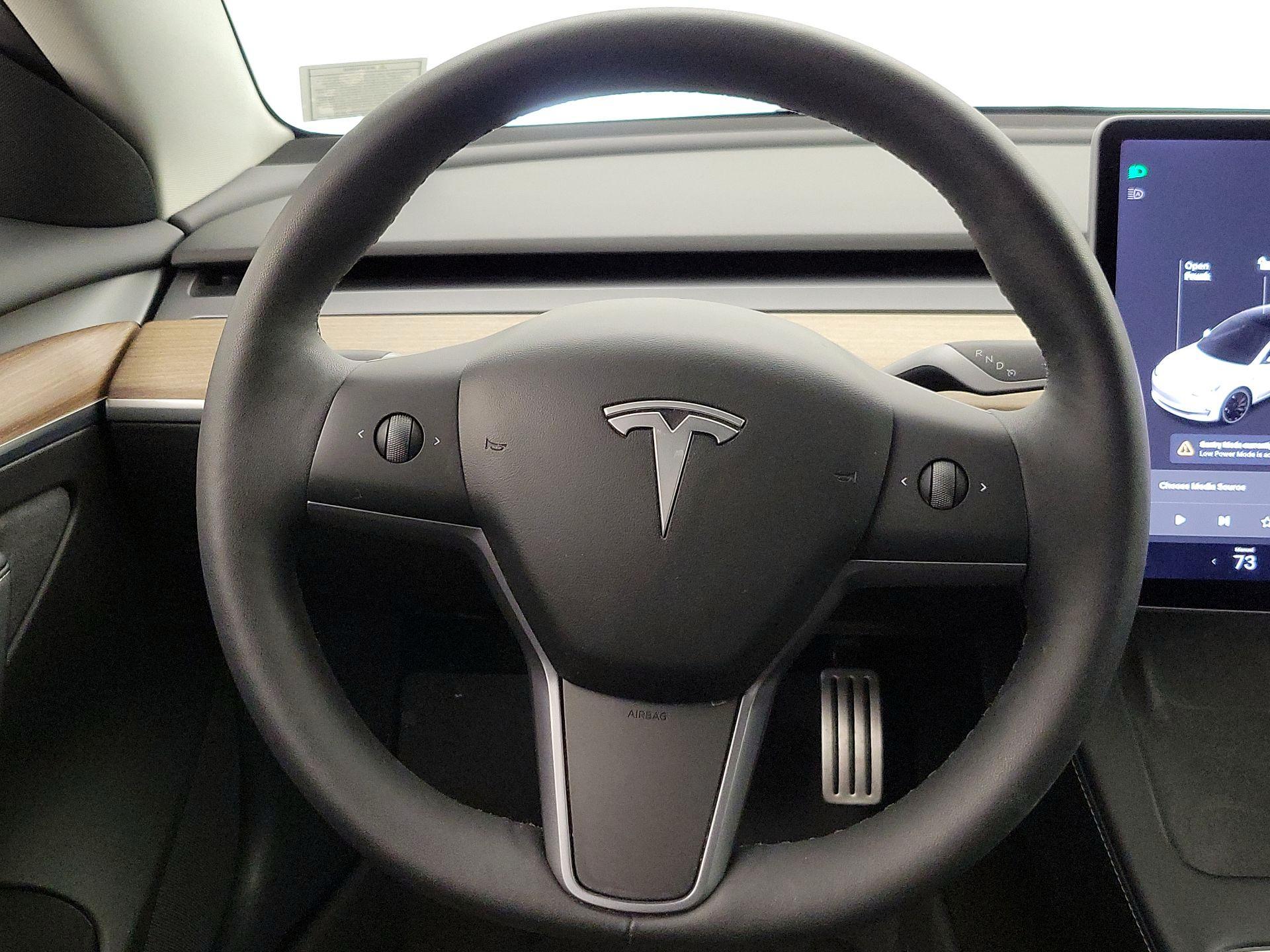 Thumbnail: 2022 Tesla Model 3 - 10