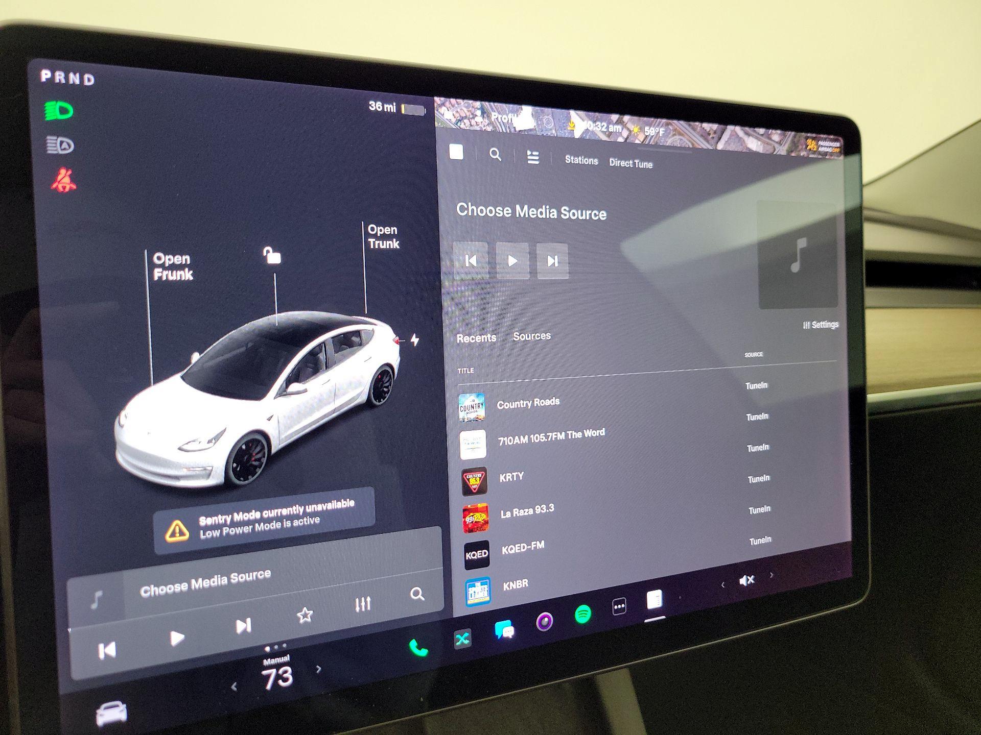 Thumbnail: 2022 Tesla Model 3 - 15