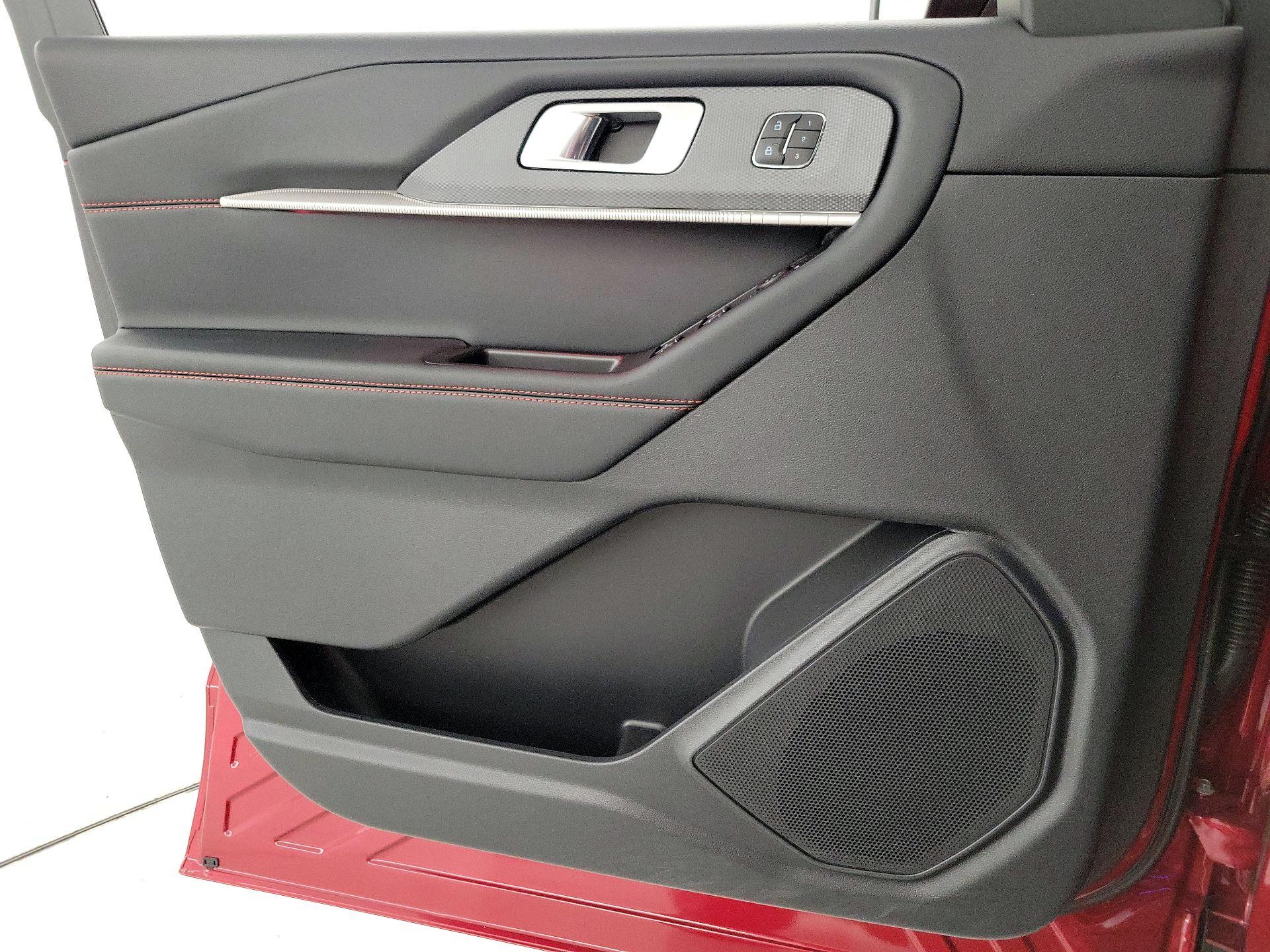 Thumbnail: 2025 Ford Explorer - 12