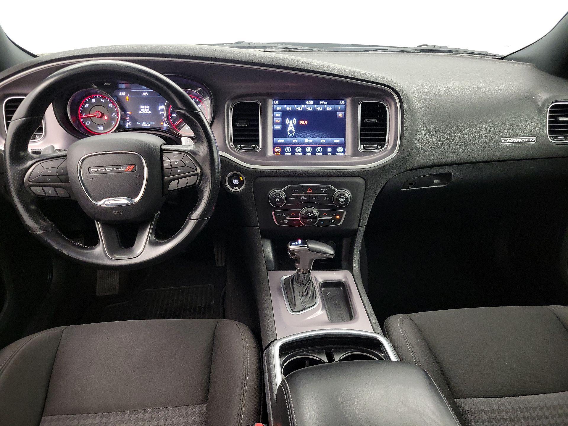 Thumbnail: 2019 Dodge Charger - 9