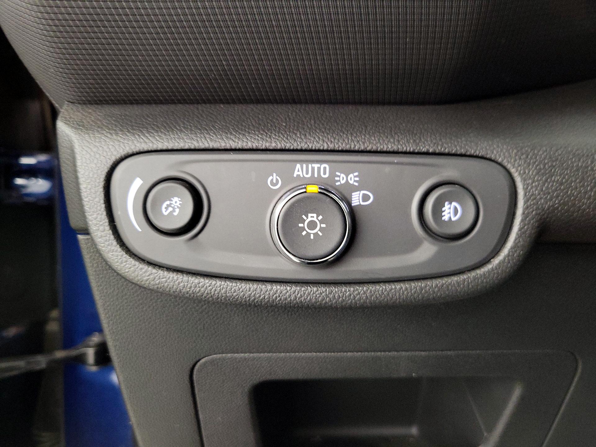 Thumbnail: 2023 Chevrolet TrailBlazer - 13