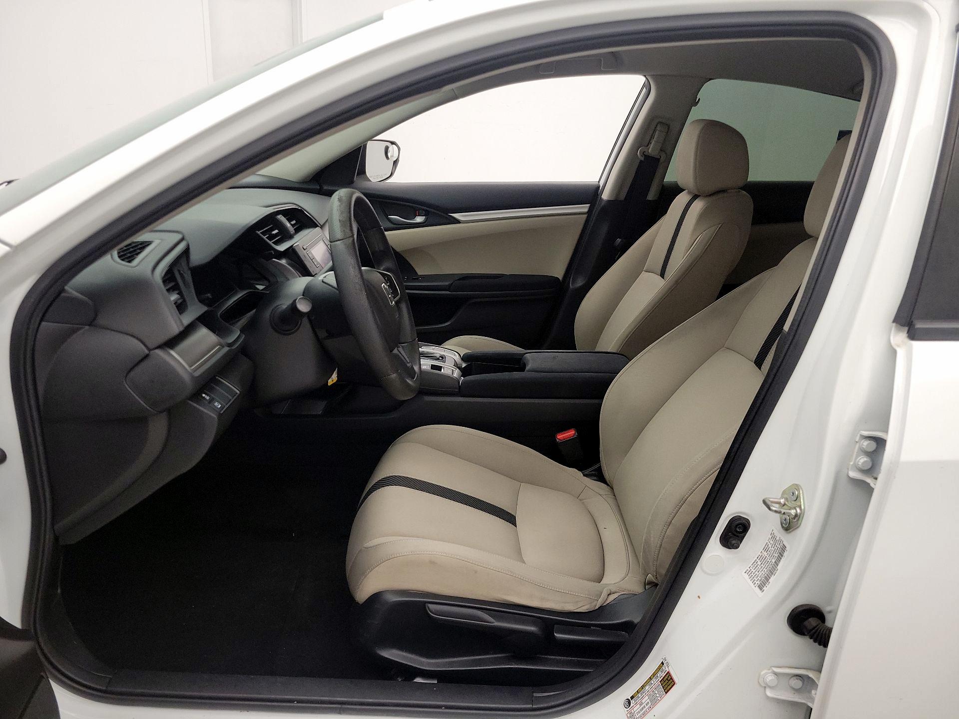 Thumbnail: 2016 Honda Civic - 11