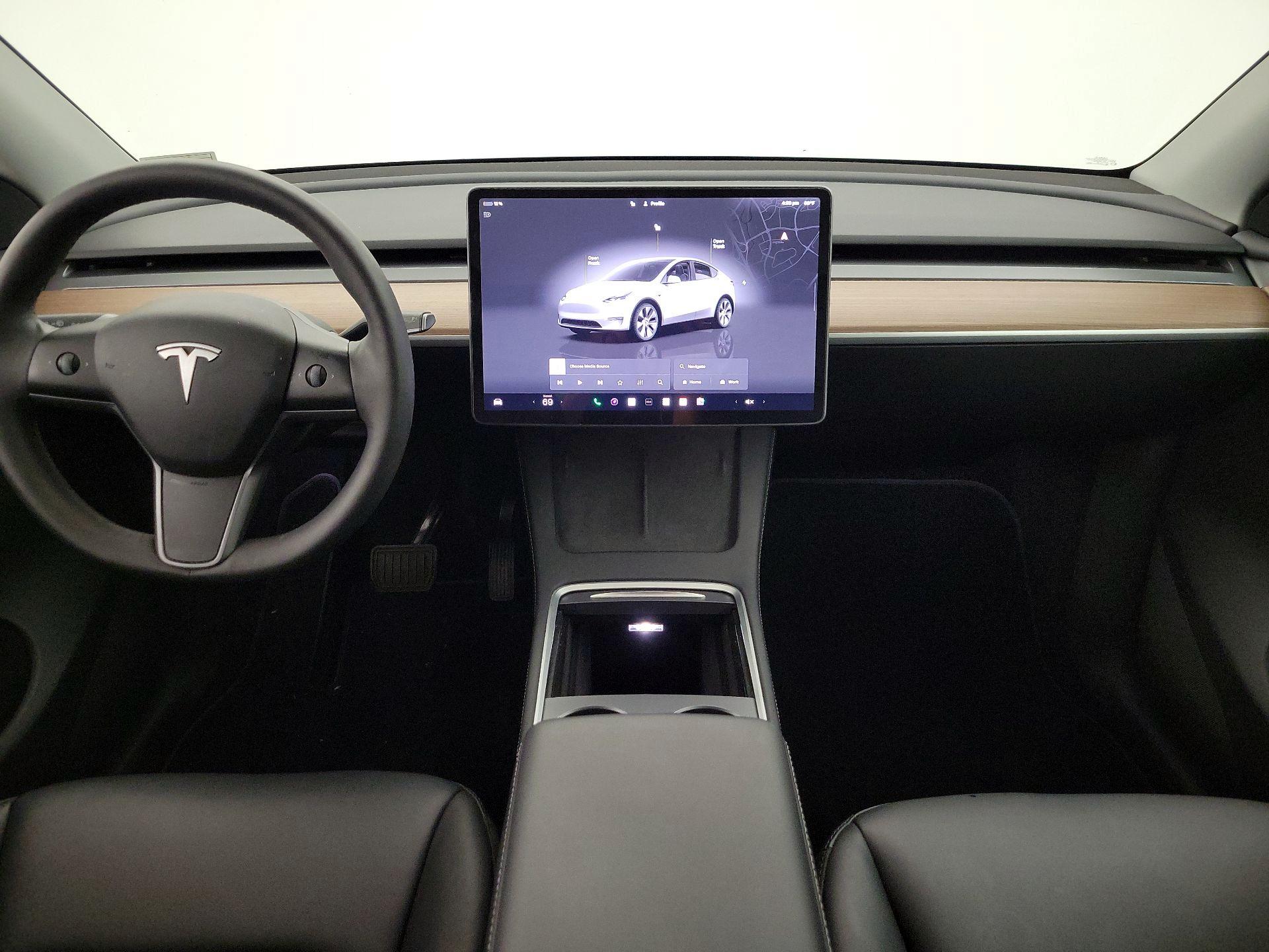 Thumbnail: 2024 Tesla Model Y - 9