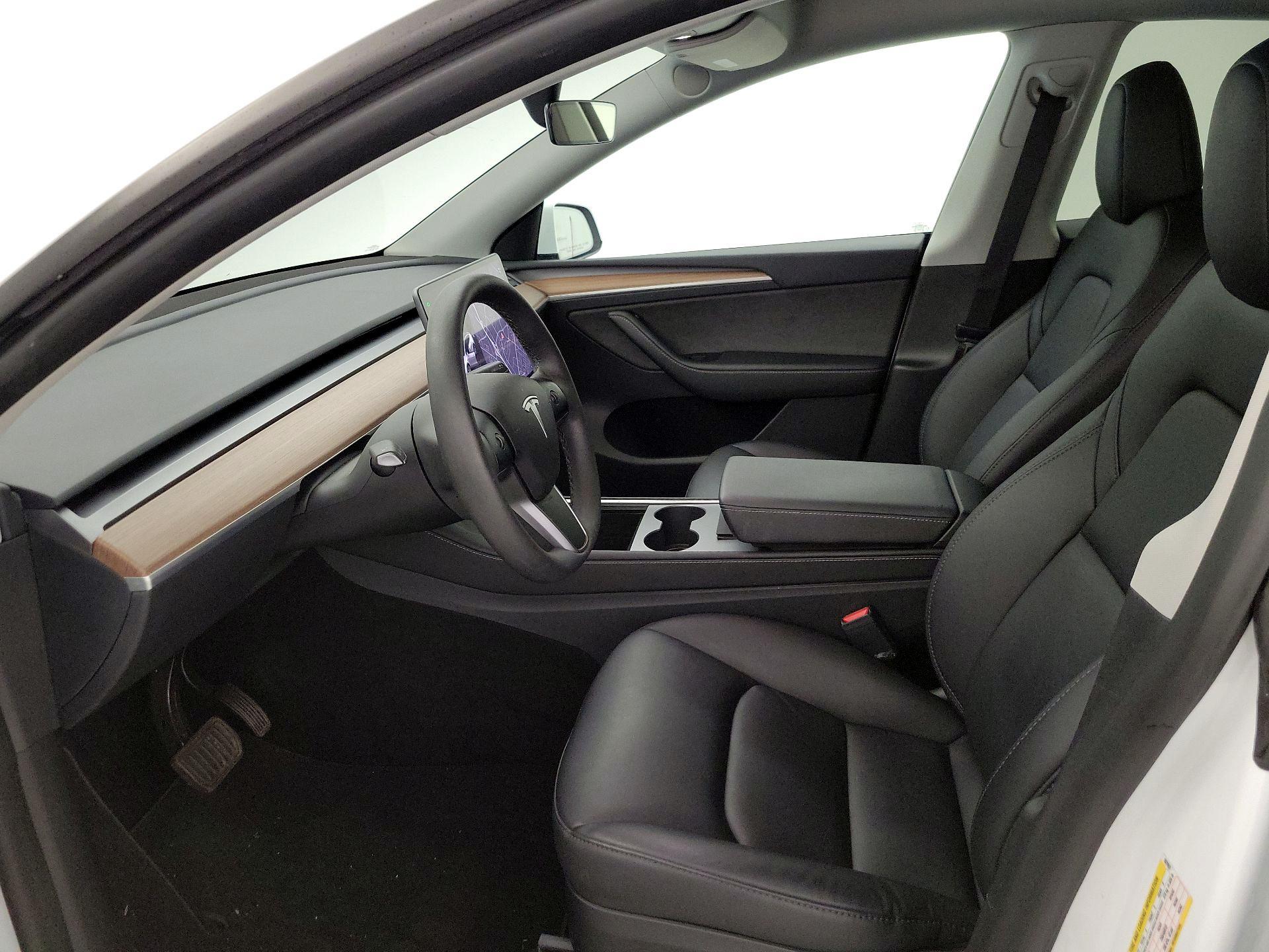 Thumbnail: 2024 Tesla Model Y - 11