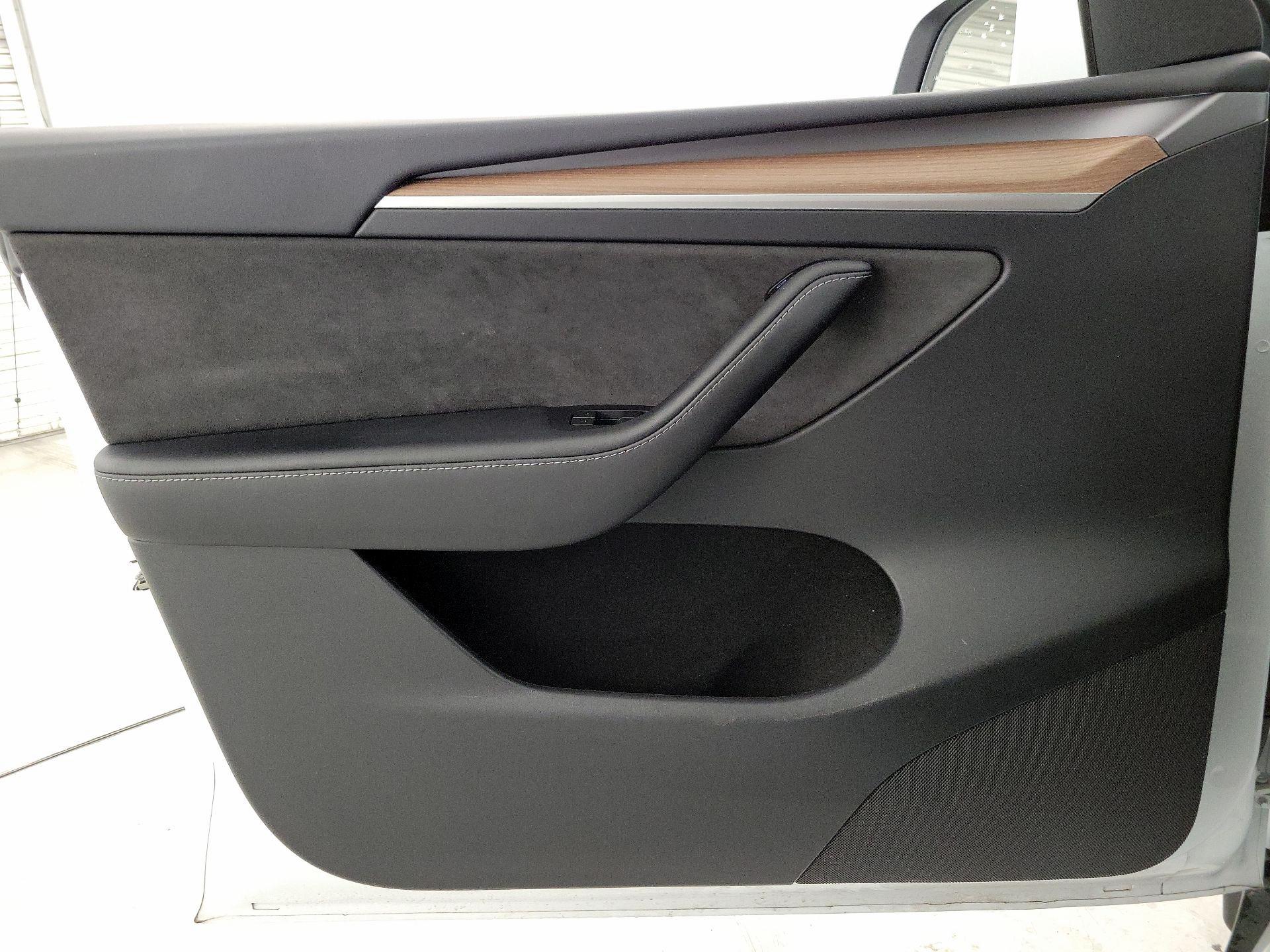 Thumbnail: 2024 Tesla Model Y - 12