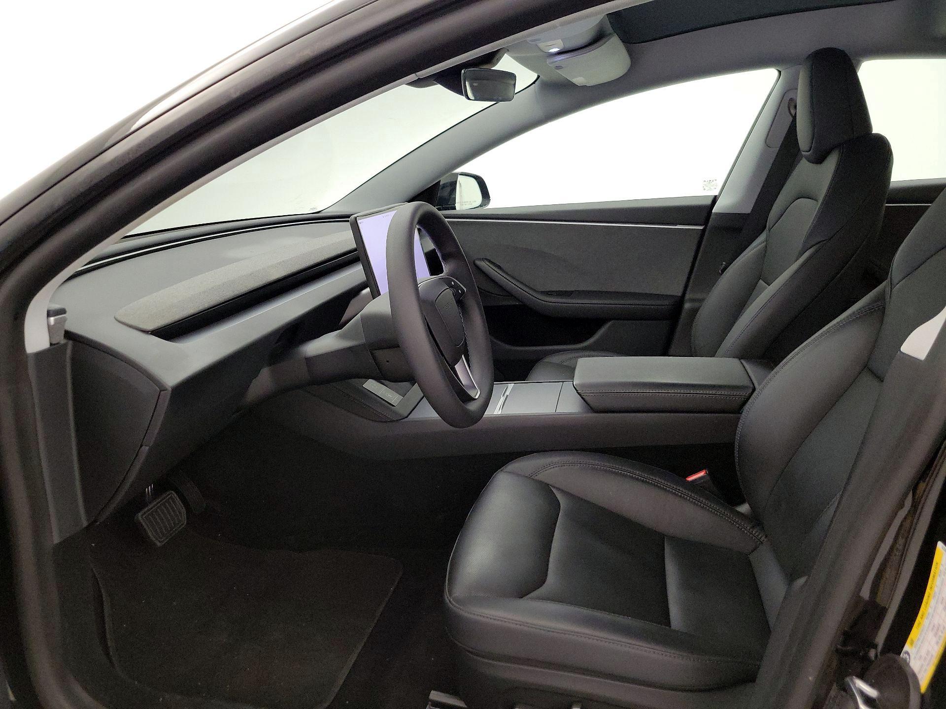 Thumbnail: 2025 Tesla Model 3 - 11