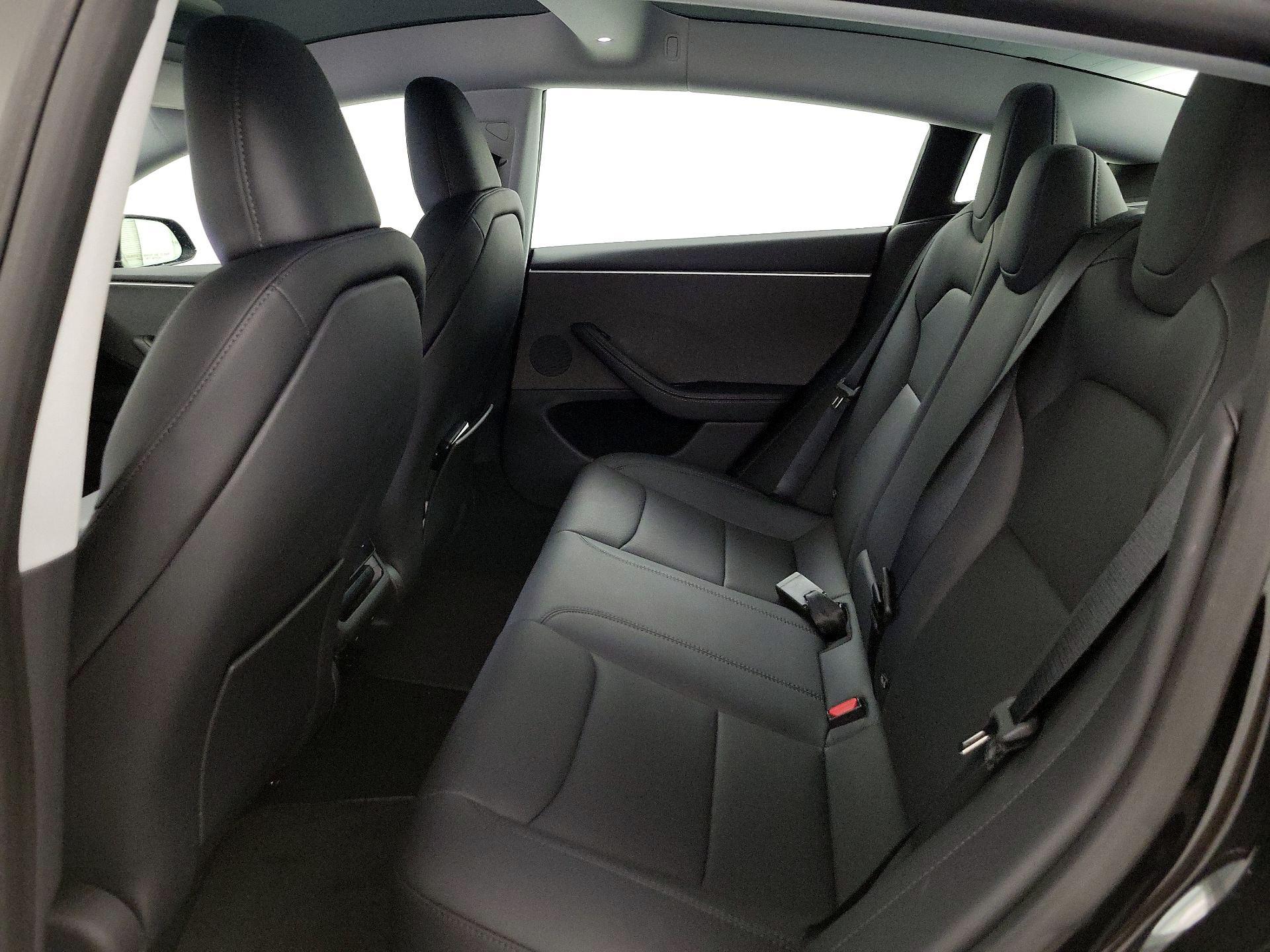 Thumbnail: 2025 Tesla Model 3 - 18