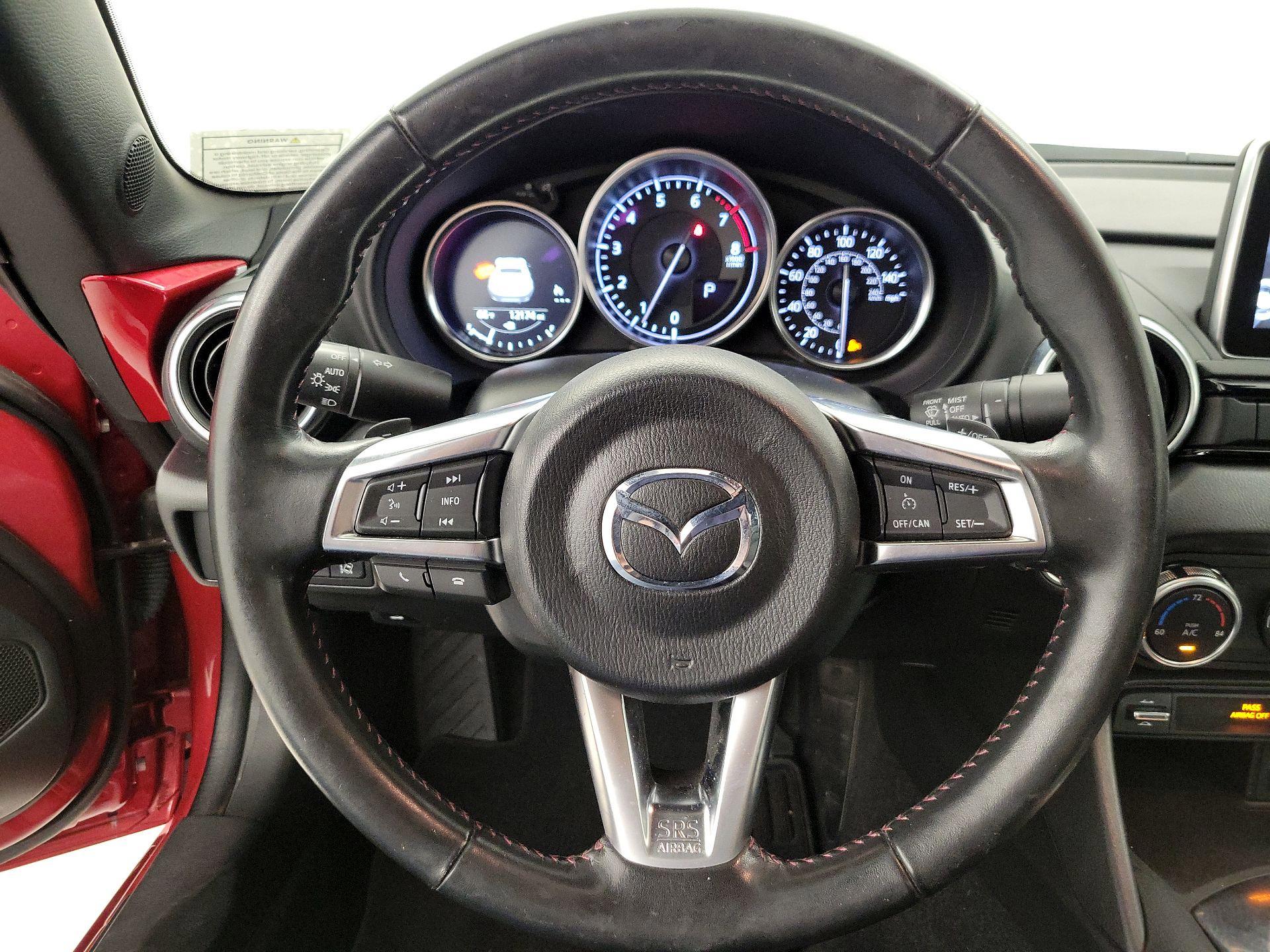 Thumbnail: 2017 Mazda MX-5 Miata - 10