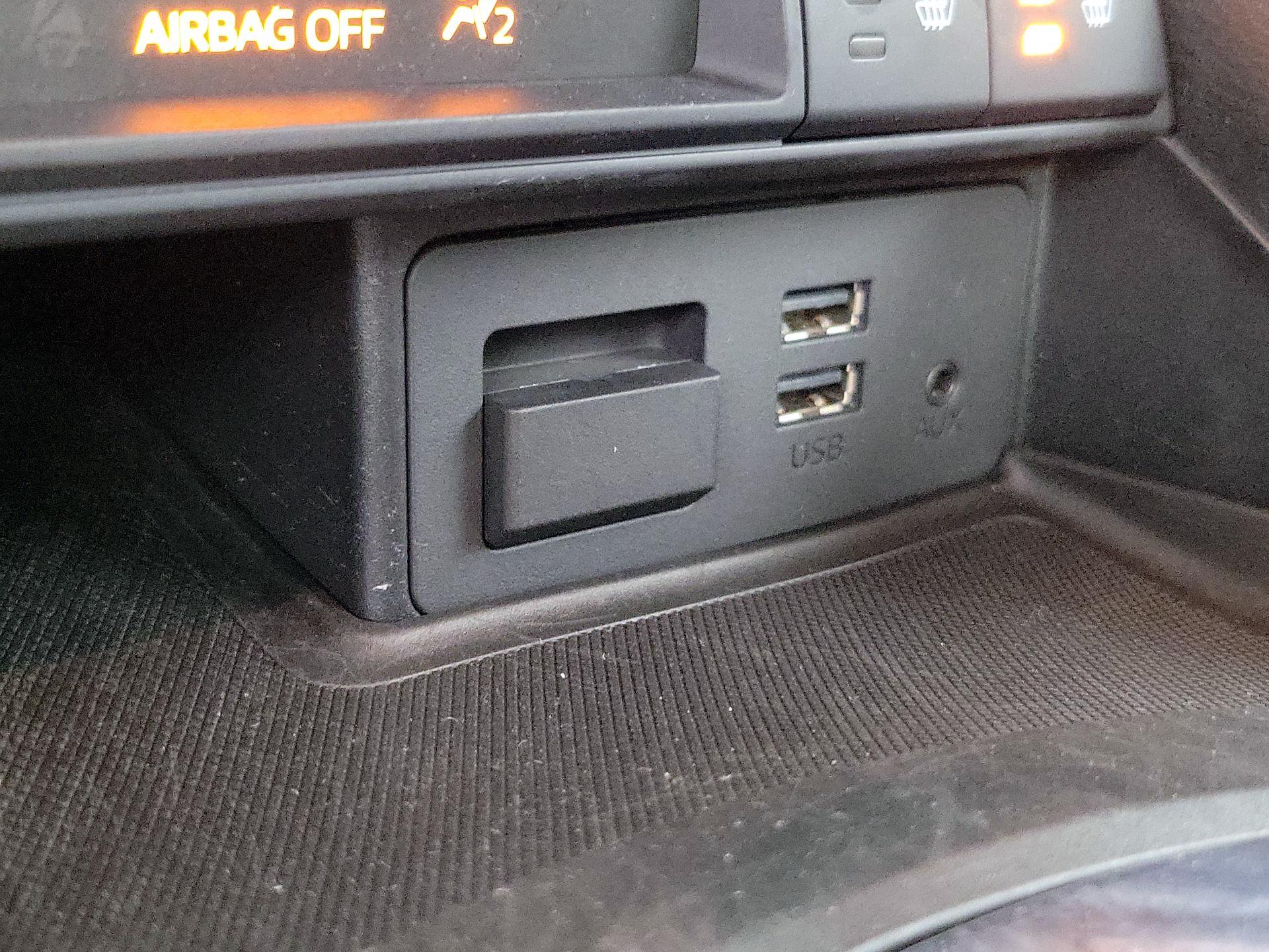 Thumbnail: 2017 Mazda MX-5 Miata - 18