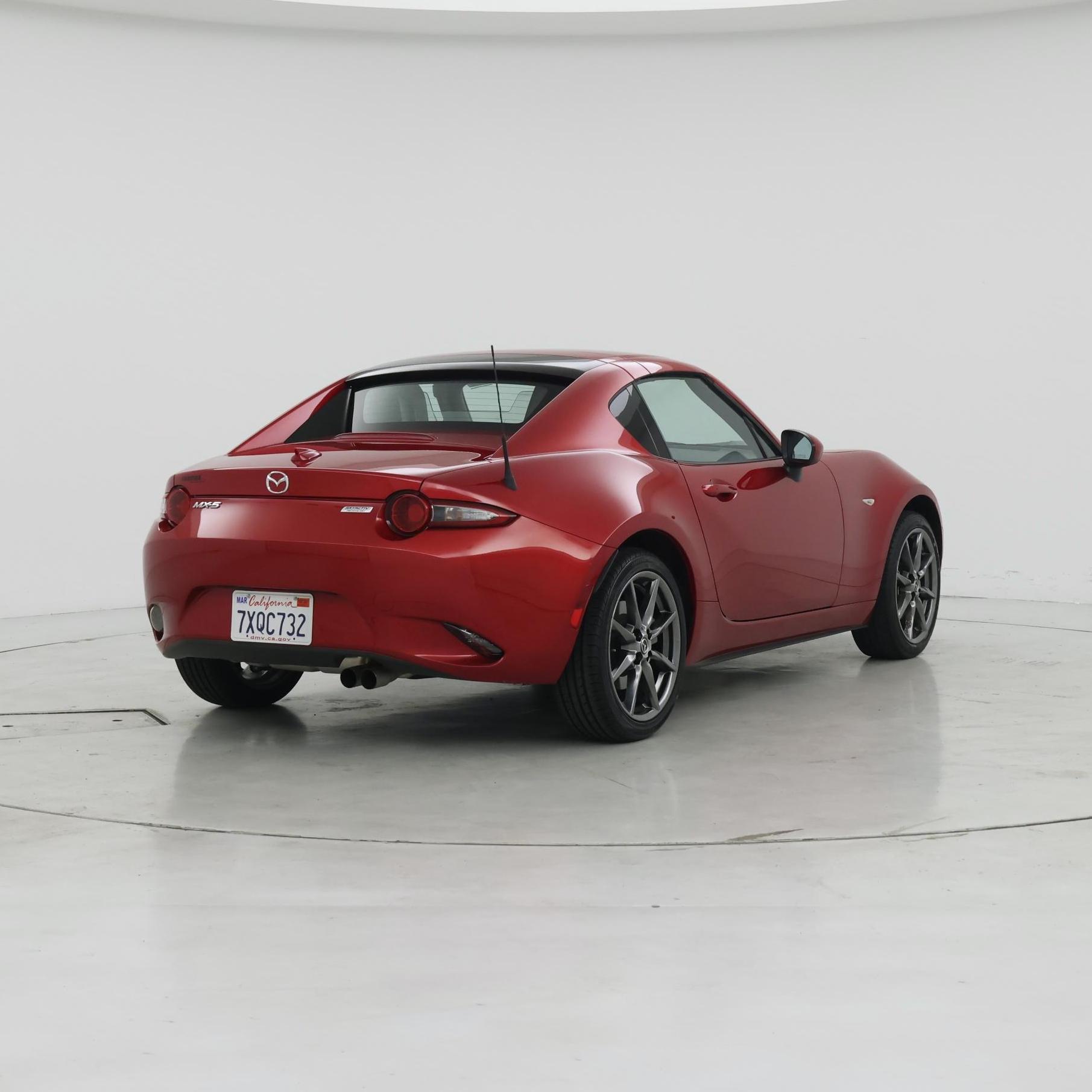 Thumbnail: 2017 Mazda MX-5 Miata - 8