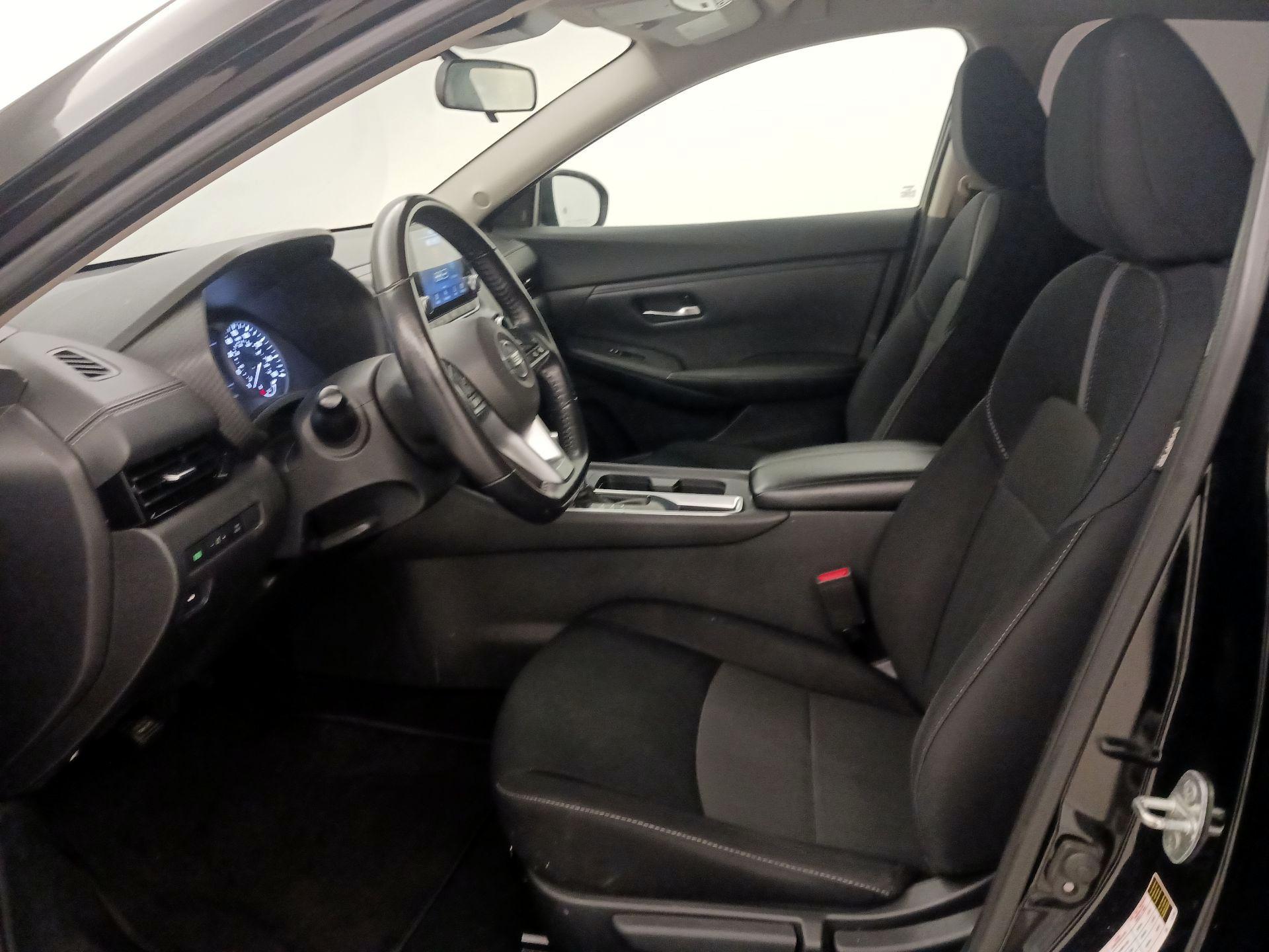 Thumbnail: 2021 Nissan Sentra - 11