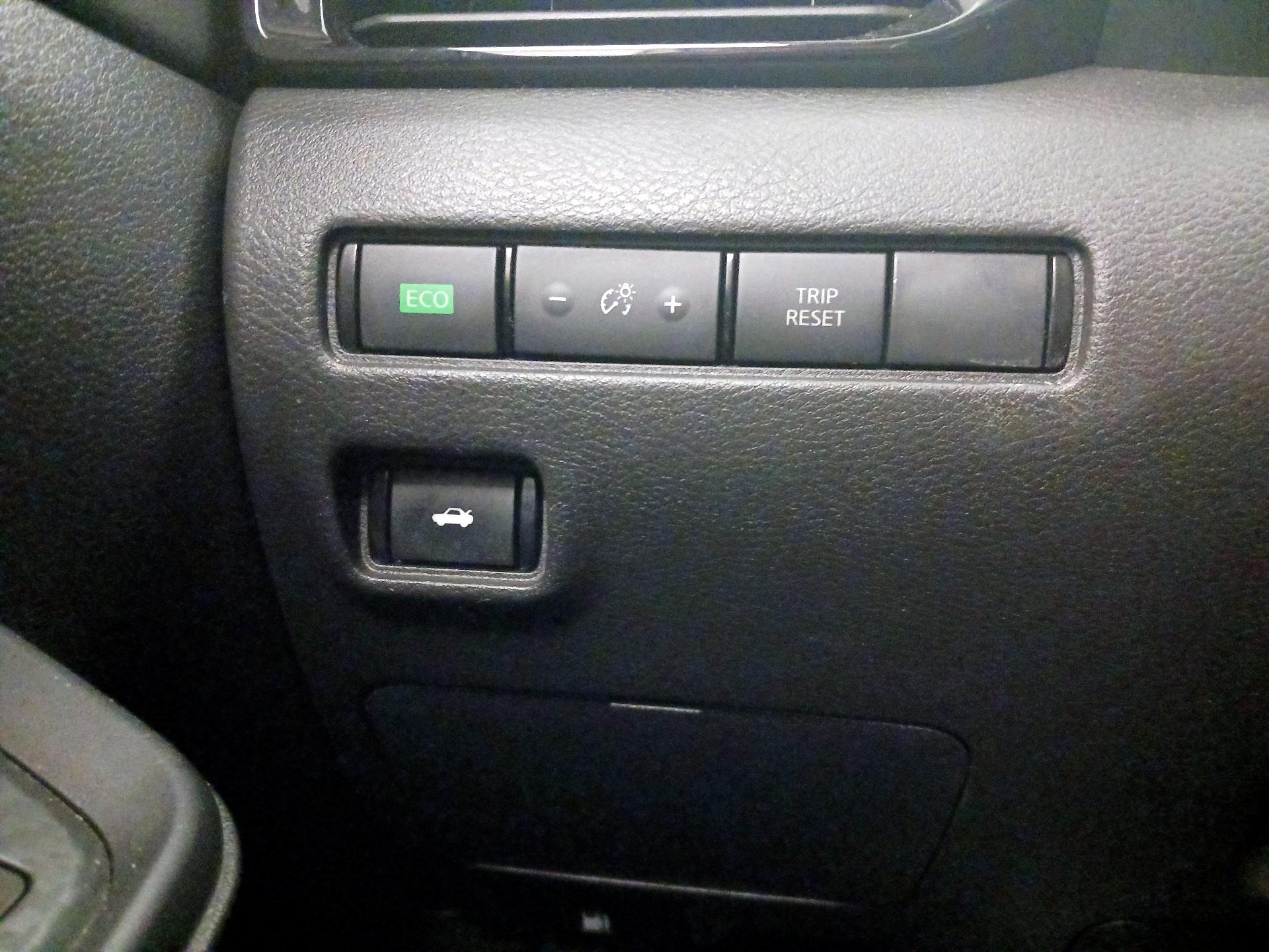 Thumbnail: 2021 Nissan Sentra - 13