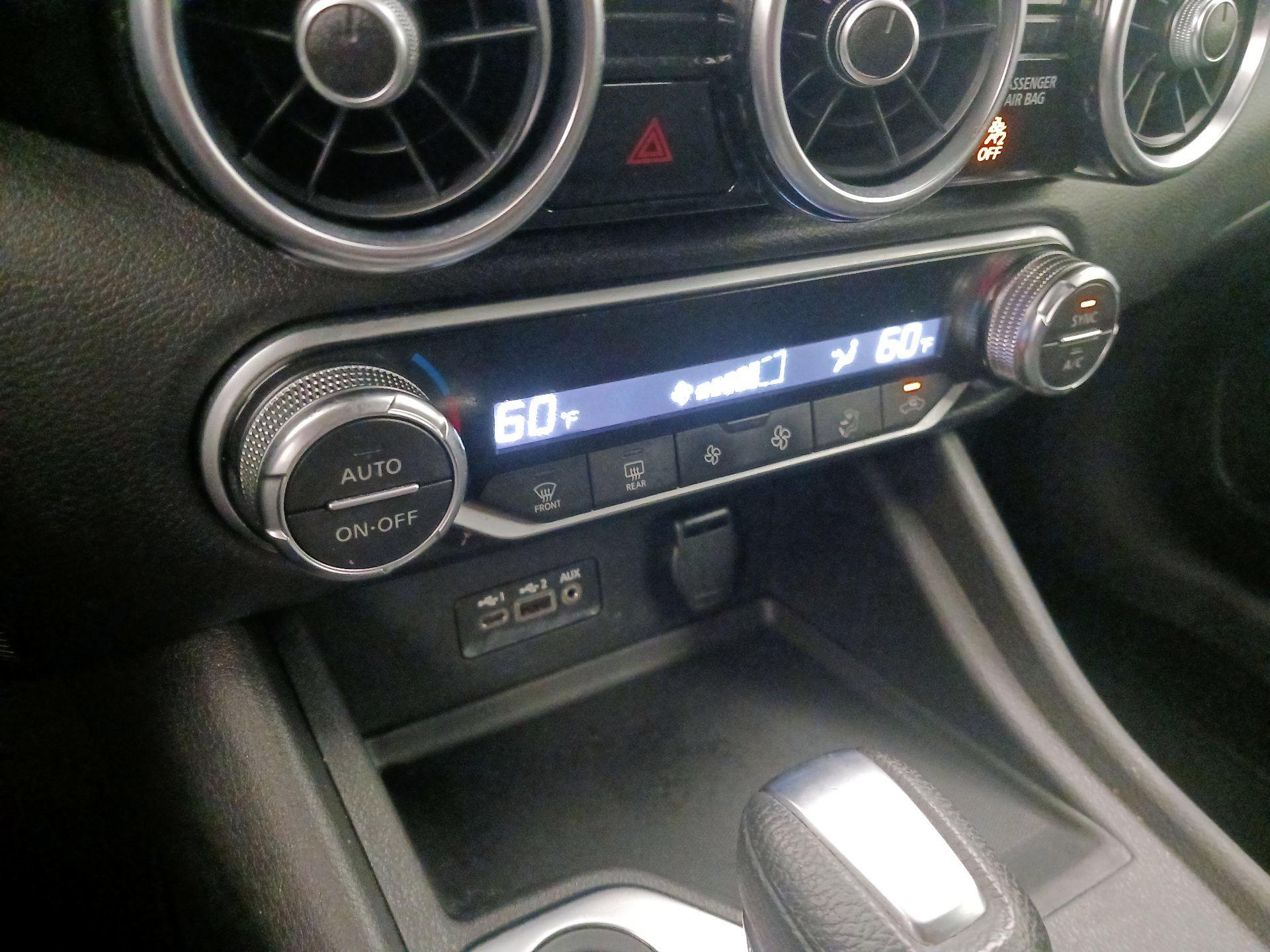 Thumbnail: 2021 Nissan Sentra - 16