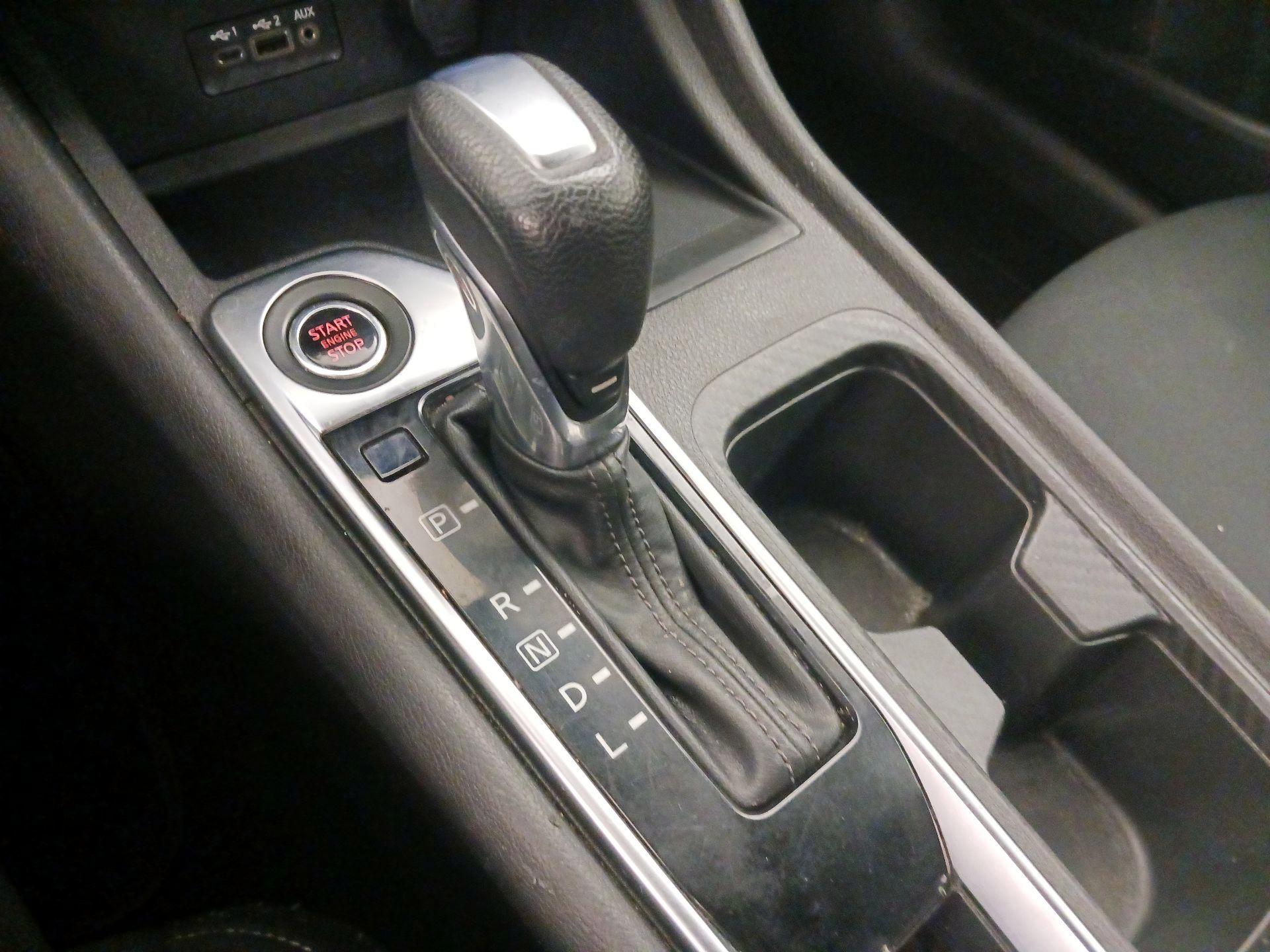 Thumbnail: 2021 Nissan Sentra - 17