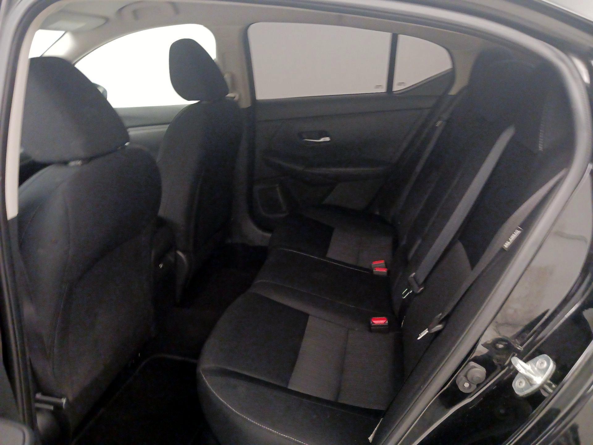 Thumbnail: 2021 Nissan Sentra - 19