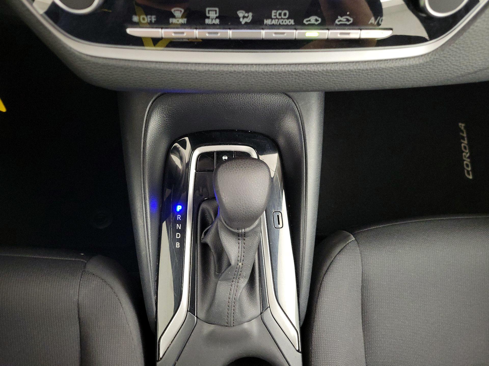 Thumbnail: 2023 Toyota Corolla - 17