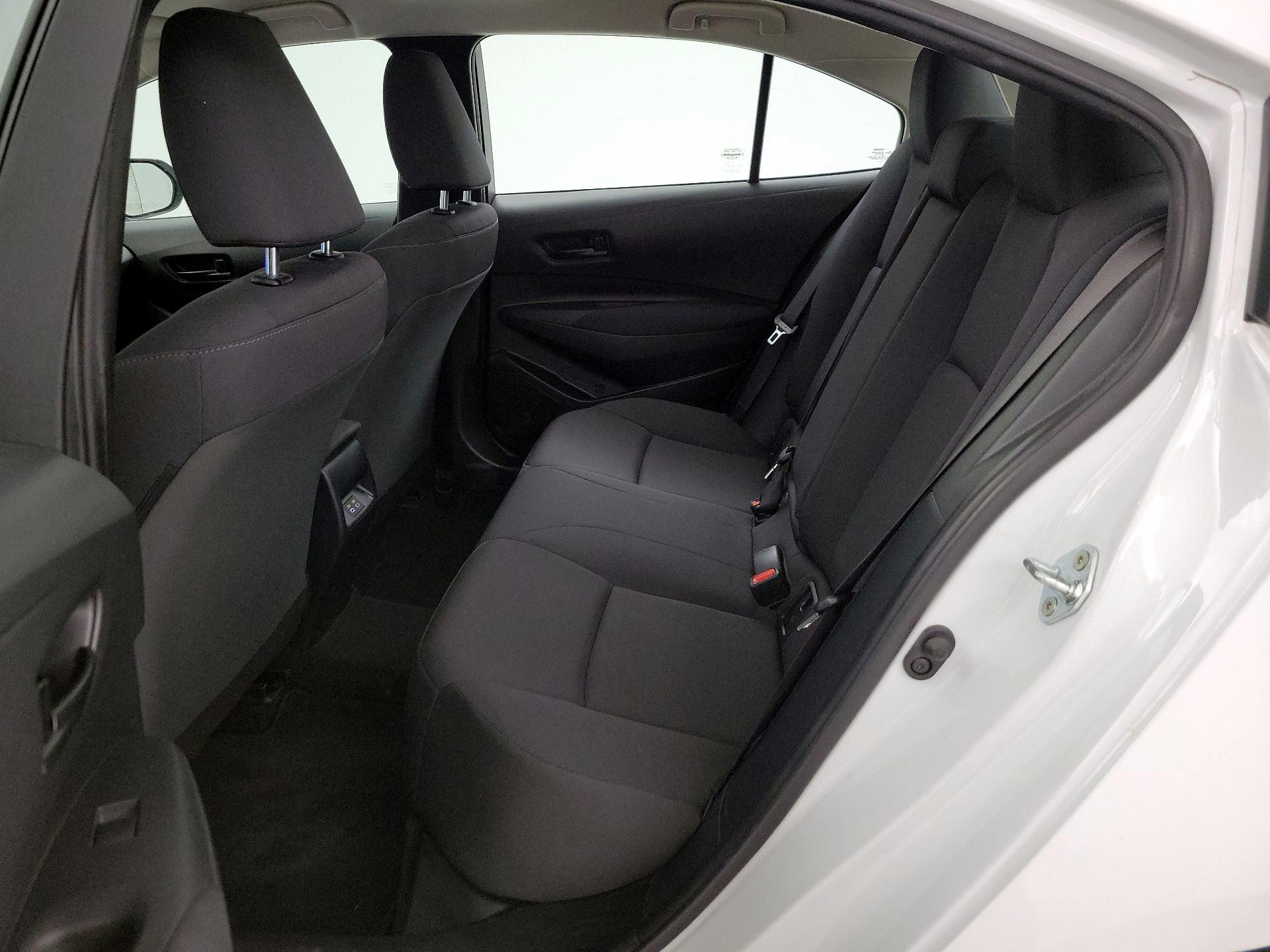 Thumbnail: 2023 Toyota Corolla - 18