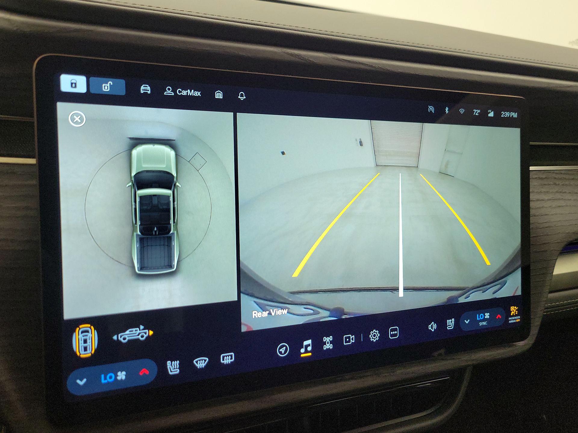 Thumbnail: 2023 Rivian R1T - 14