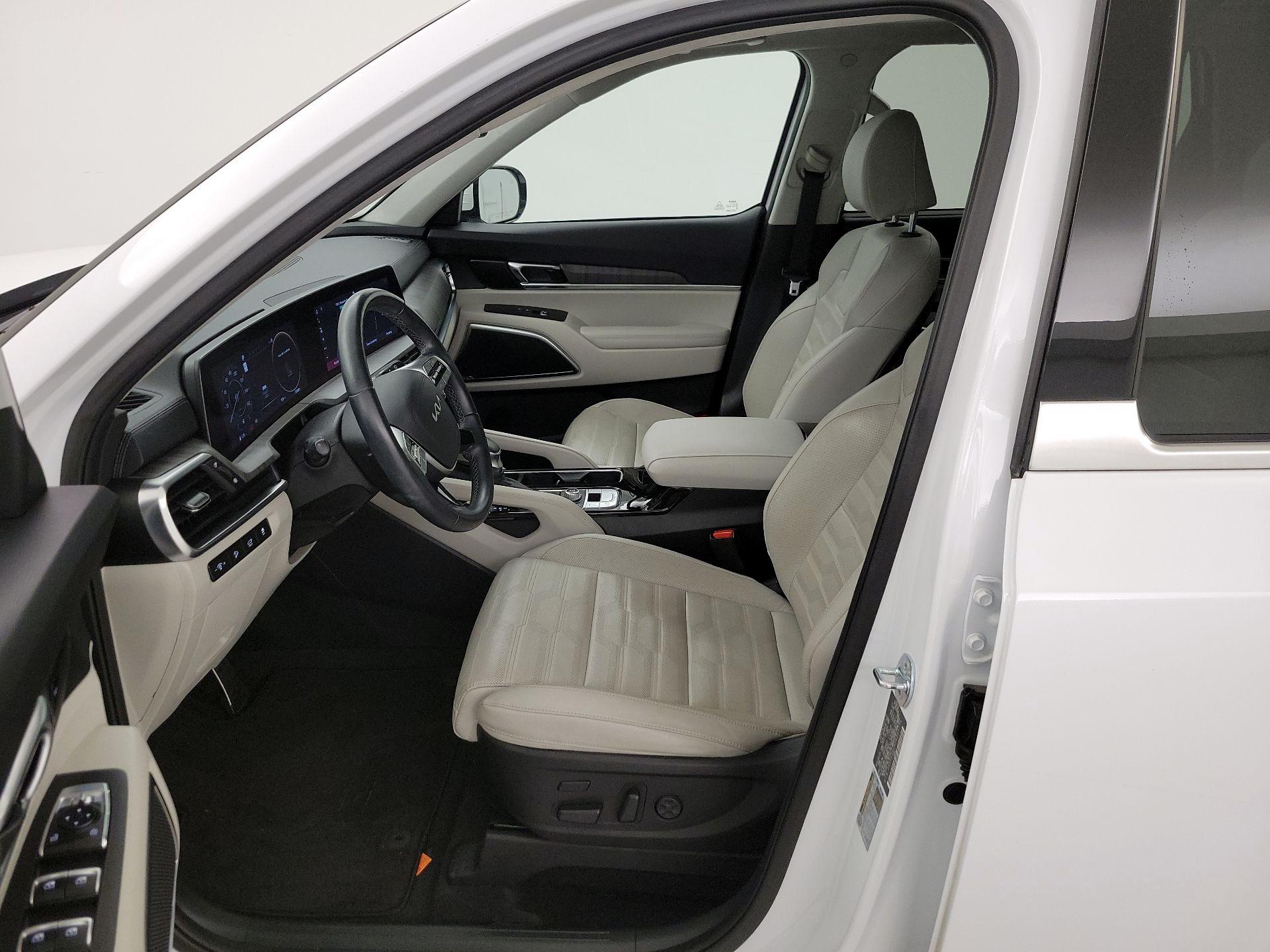 Thumbnail: 2023 Kia Telluride - 11