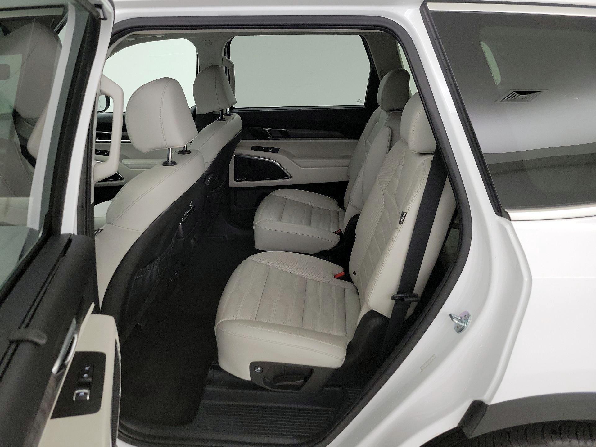 Thumbnail: 2023 Kia Telluride - 20