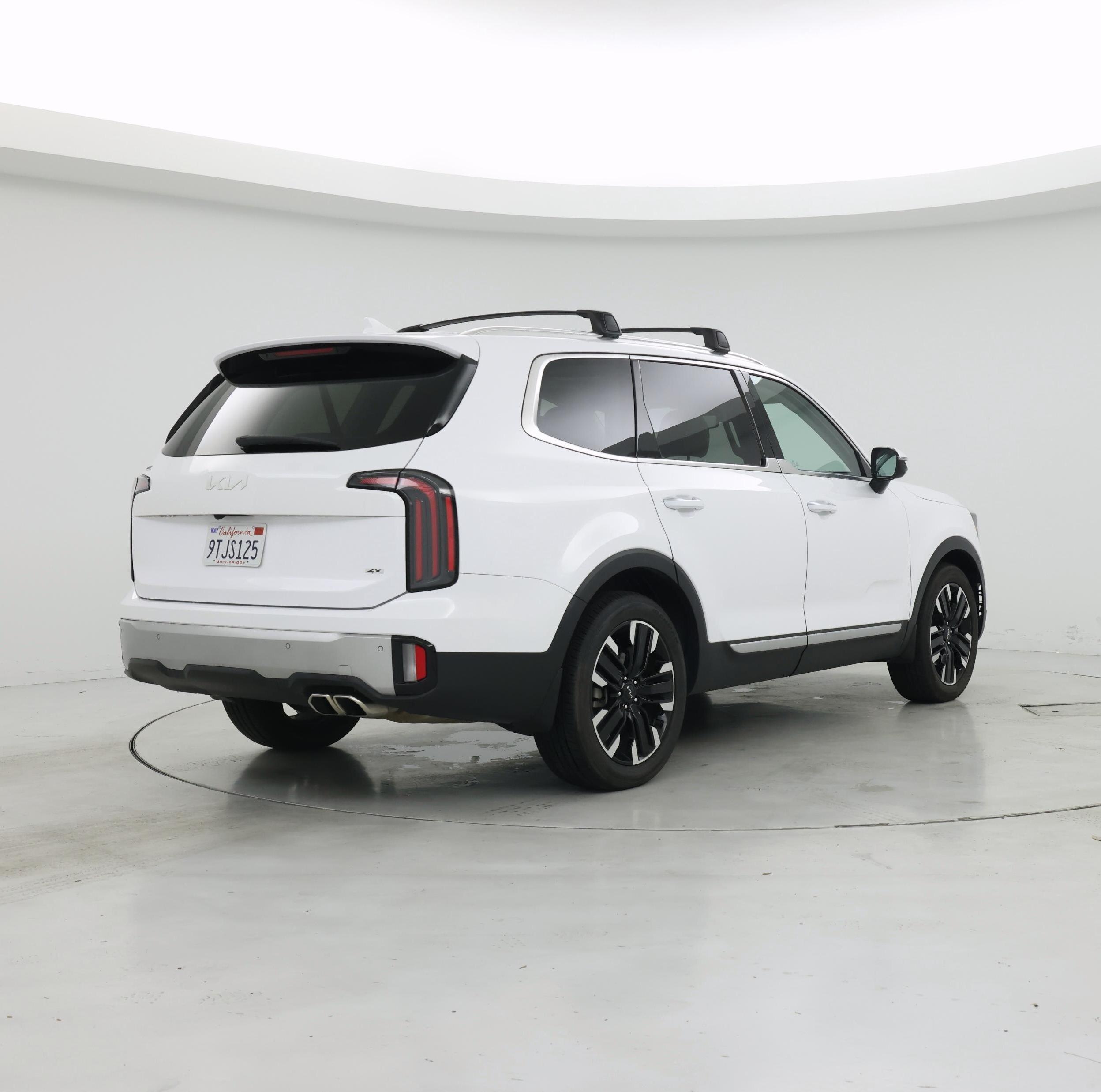Thumbnail: 2023 Kia Telluride - 8