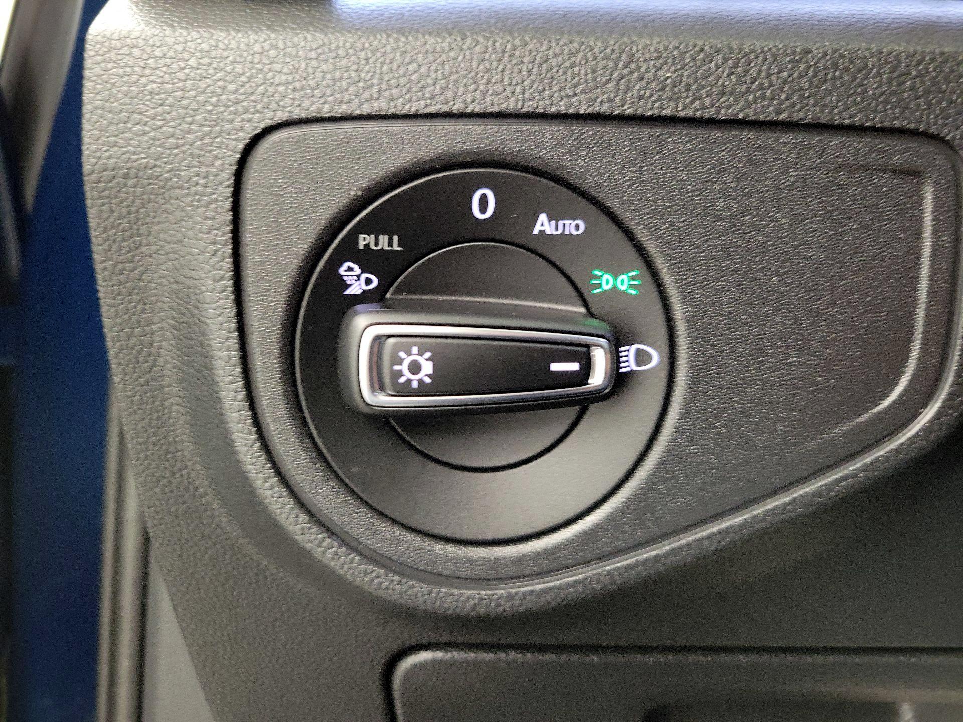 Thumbnail: 2022 Volkswagen Atlas - 13