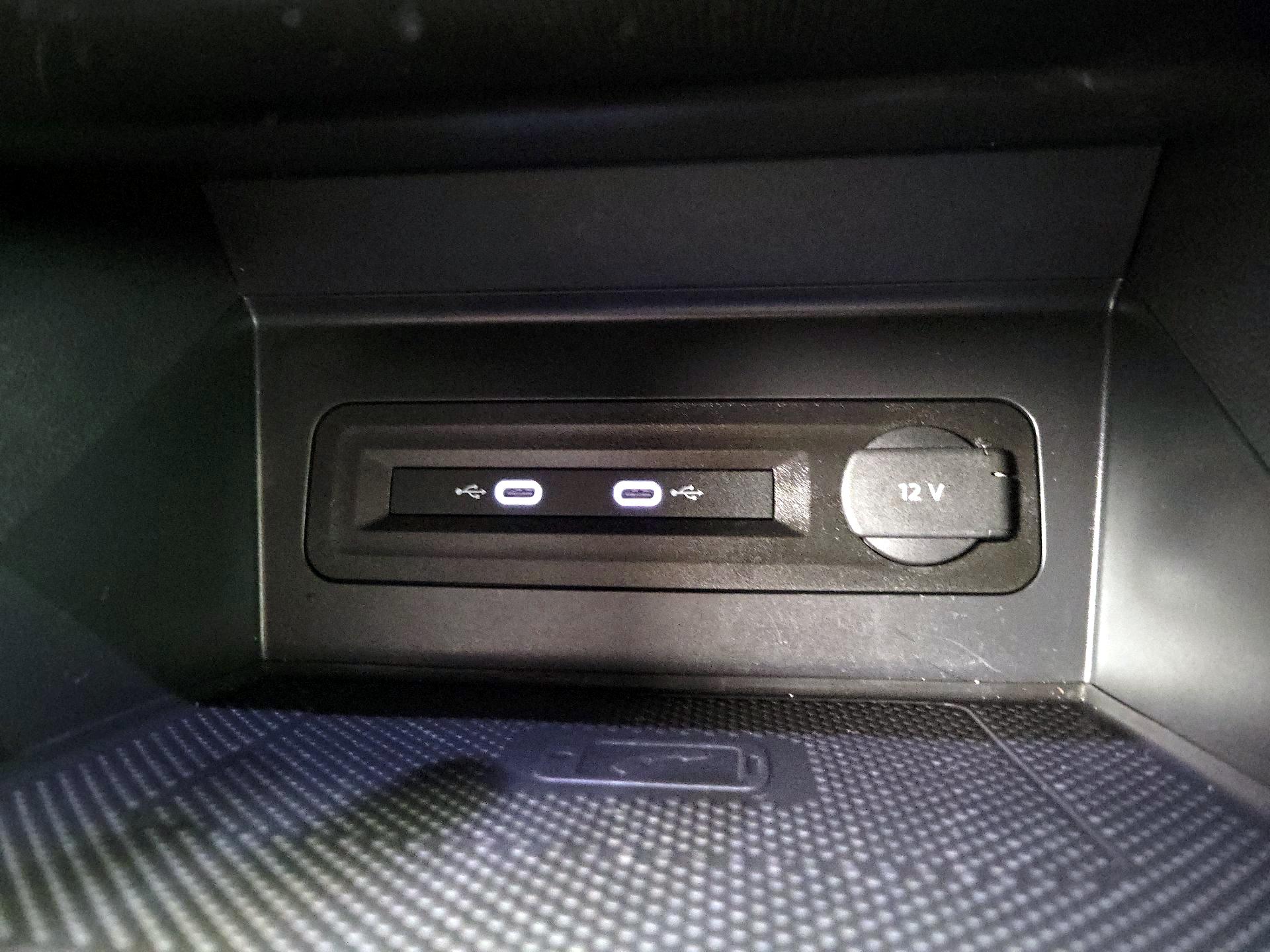 Thumbnail: 2022 Volkswagen Atlas - 19