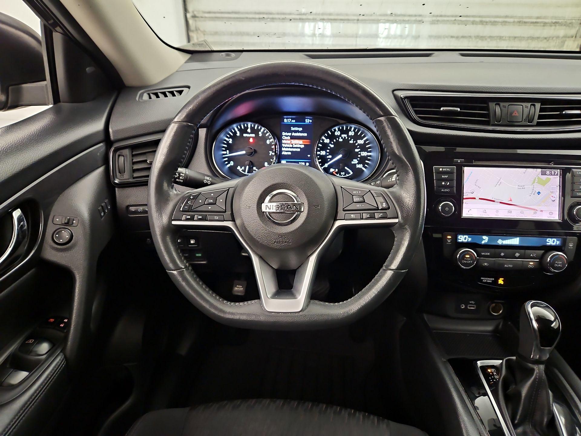 Thumbnail: 2018 Nissan Rogue - 10