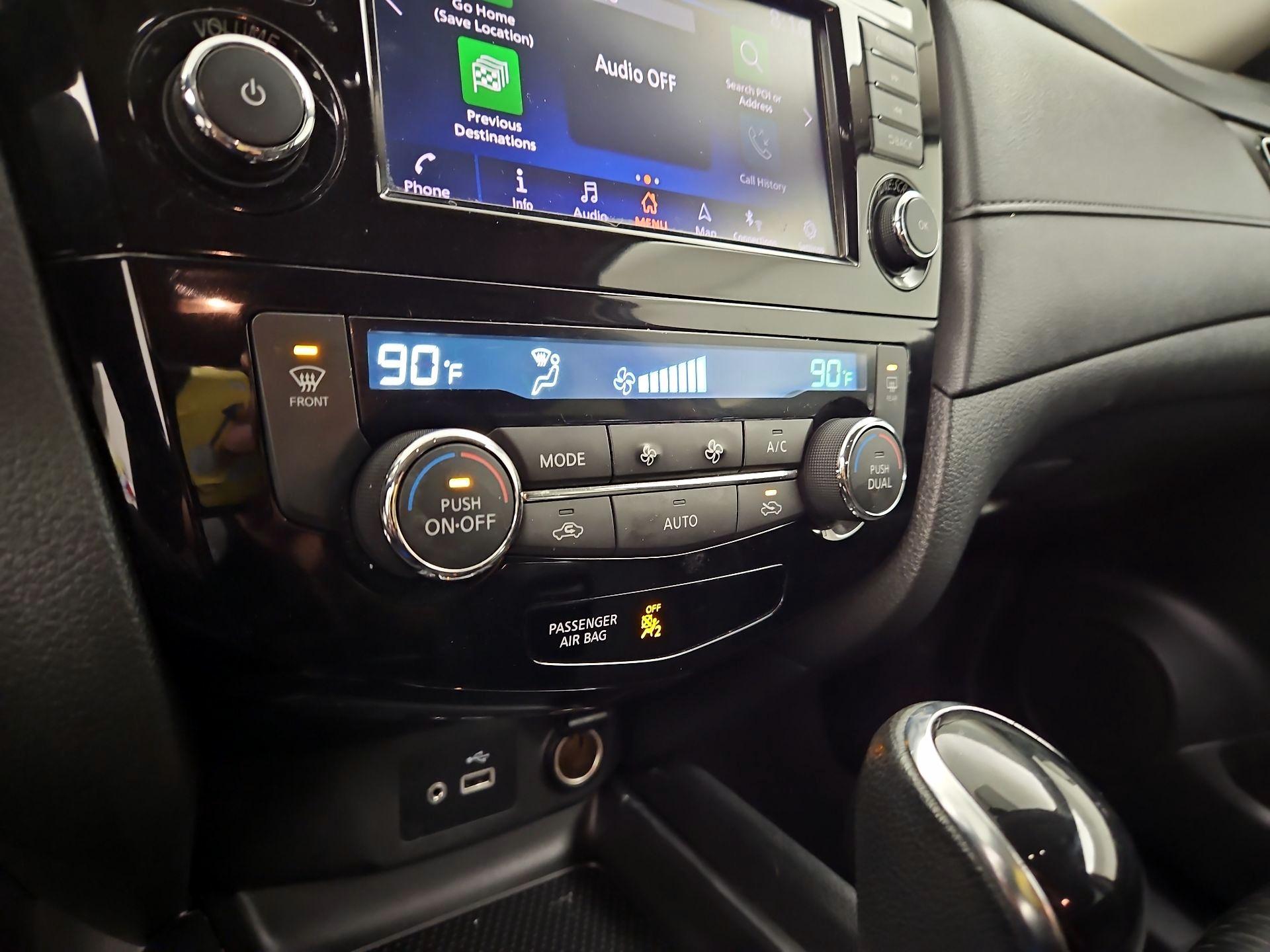 Thumbnail: 2018 Nissan Rogue - 17