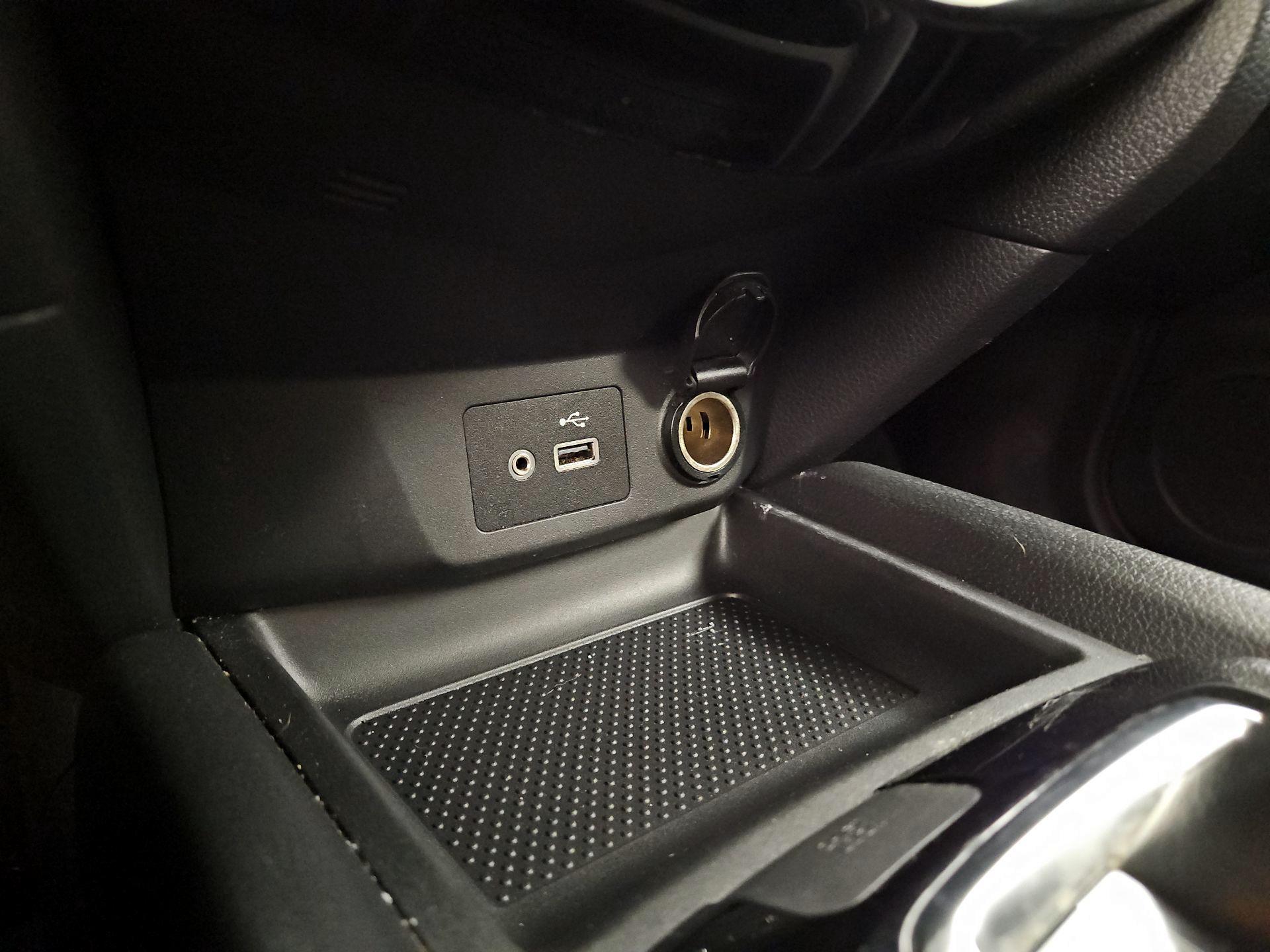 Thumbnail: 2018 Nissan Rogue - 19