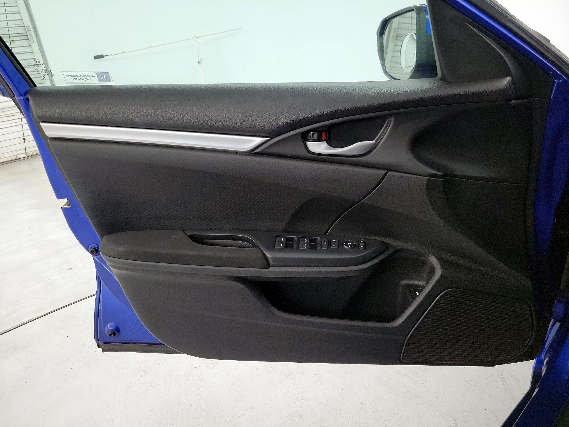 Thumbnail: 2018 Honda Civic - 12