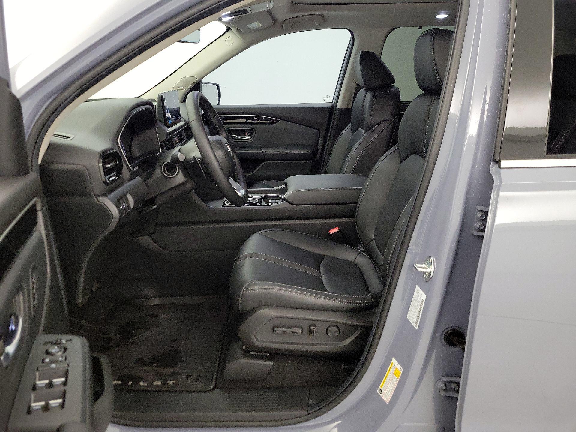 Thumbnail: 2025 Honda Pilot - 11