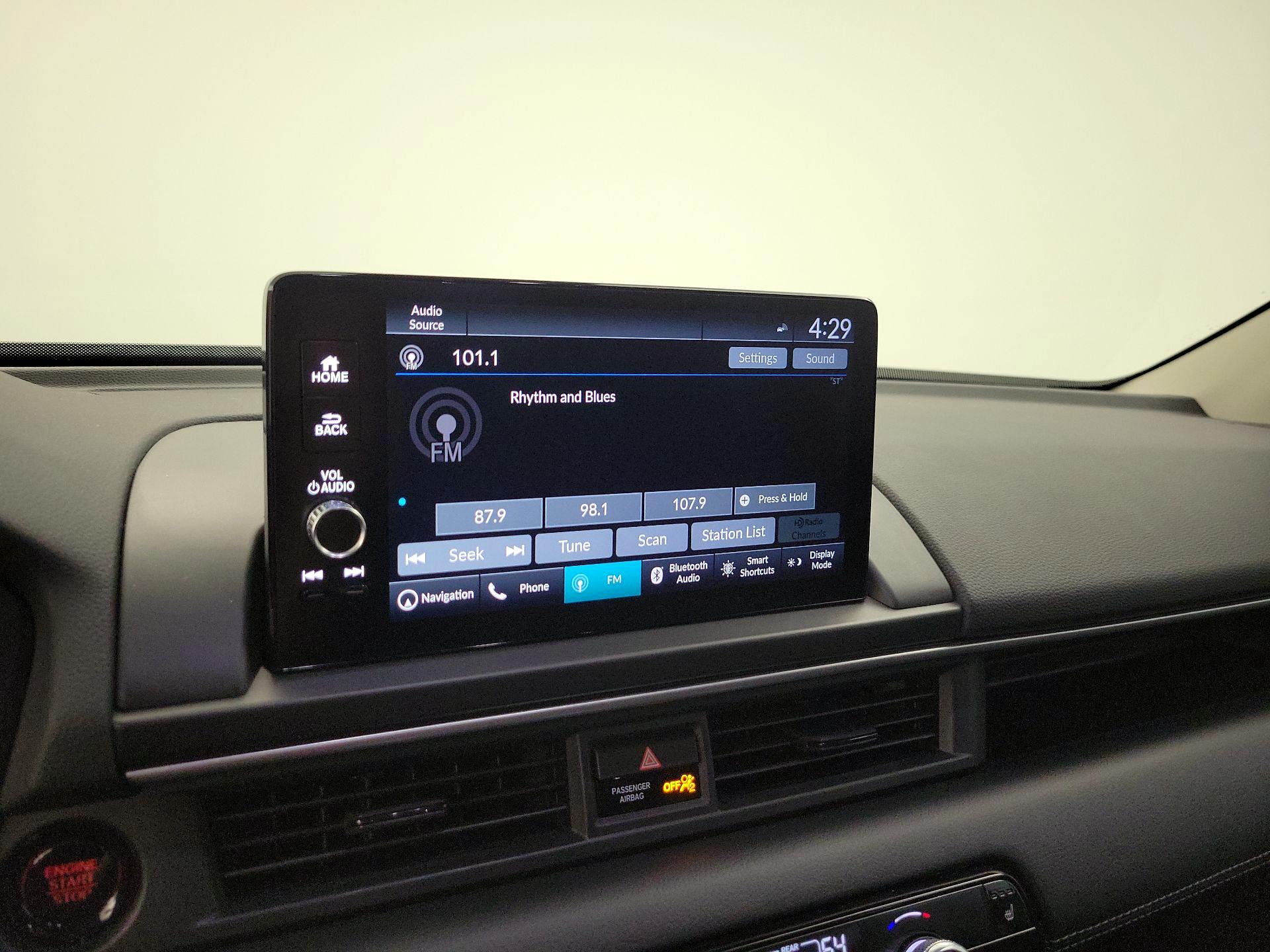 Thumbnail: 2025 Honda Pilot - 16